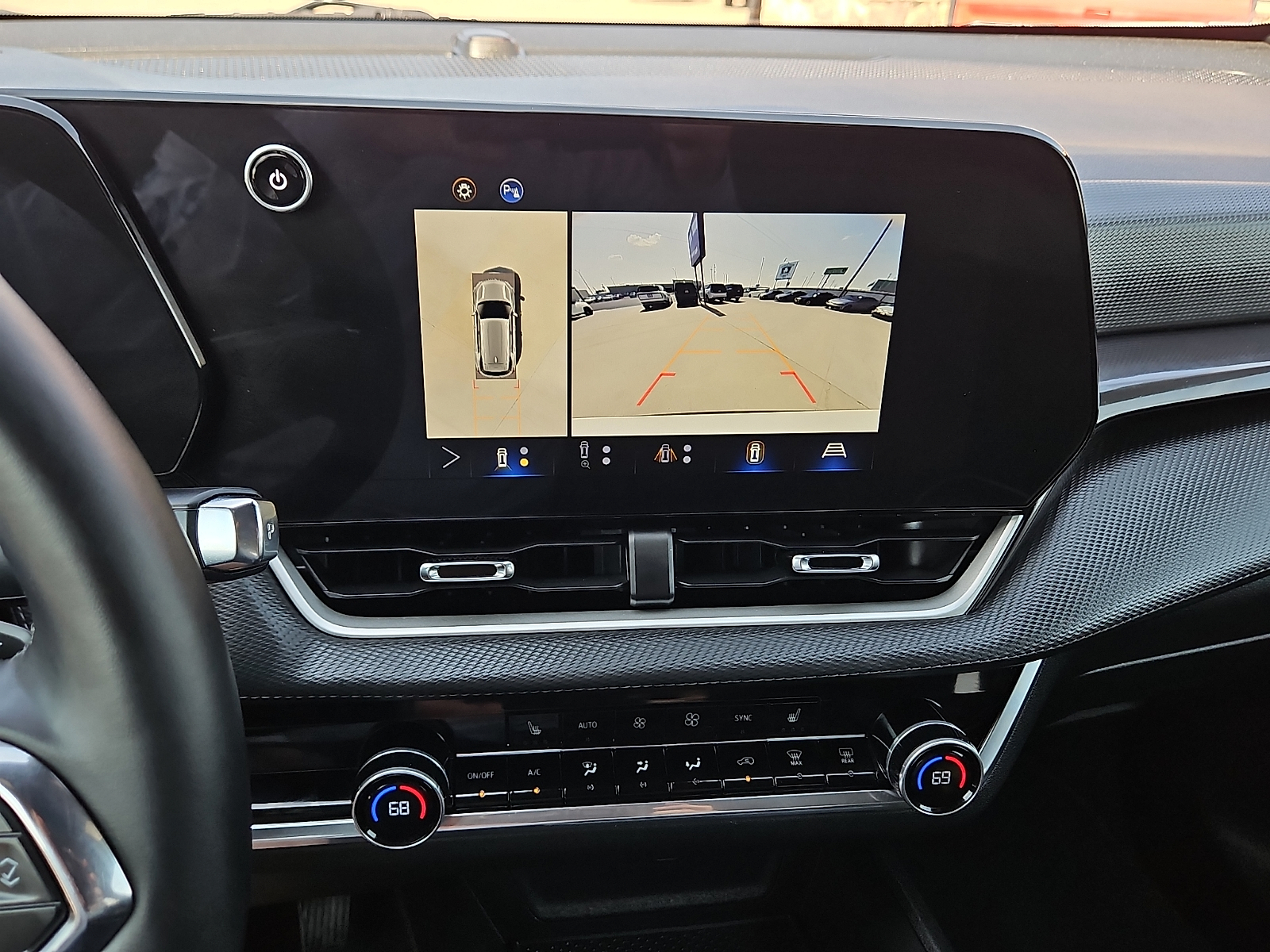 2025 Chevrolet Equinox FWD LT Summit White at Bobby Duby Motors