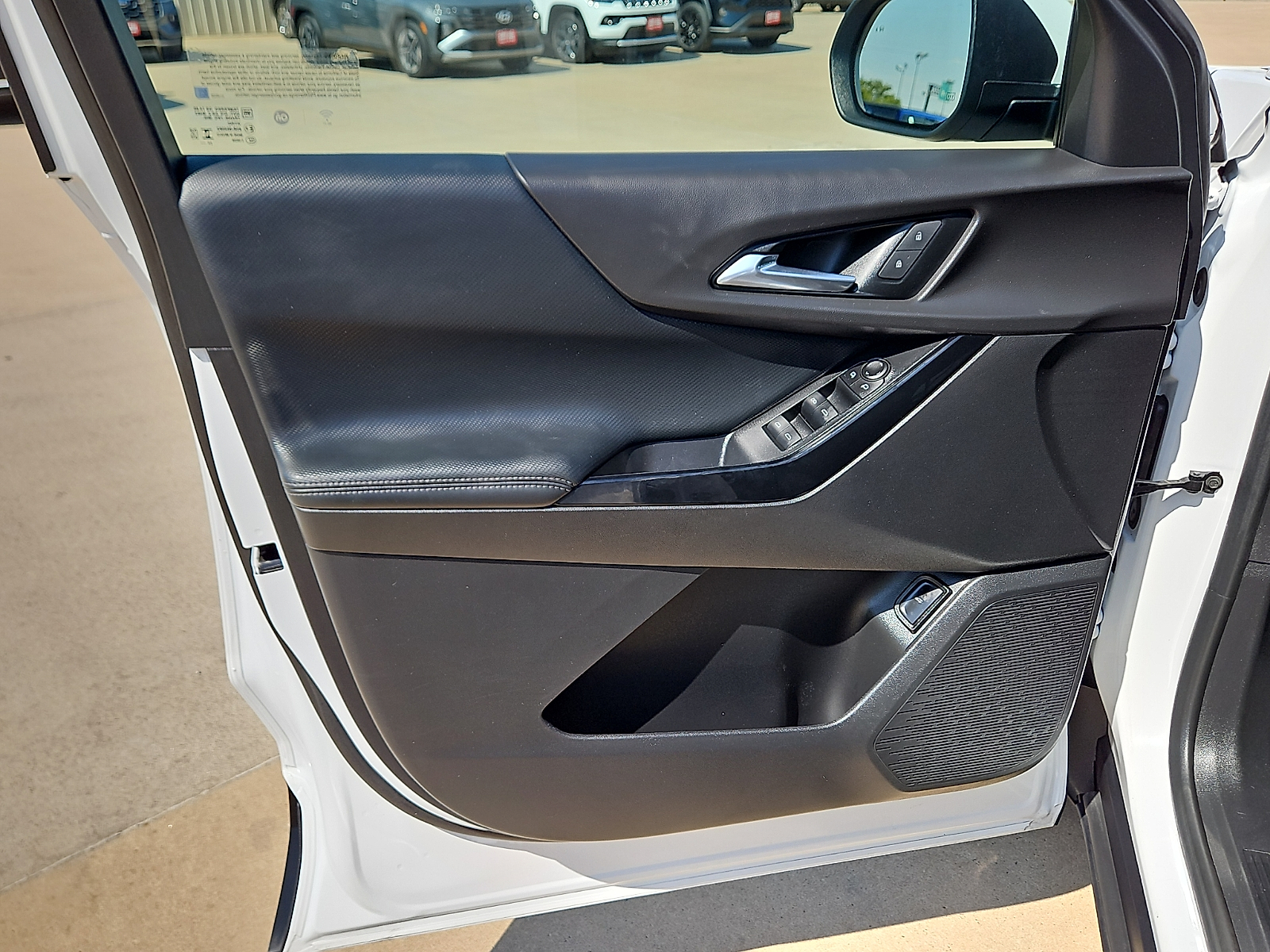 2025 Chevrolet Equinox FWD LT Summit White at Bobby Duby Motors