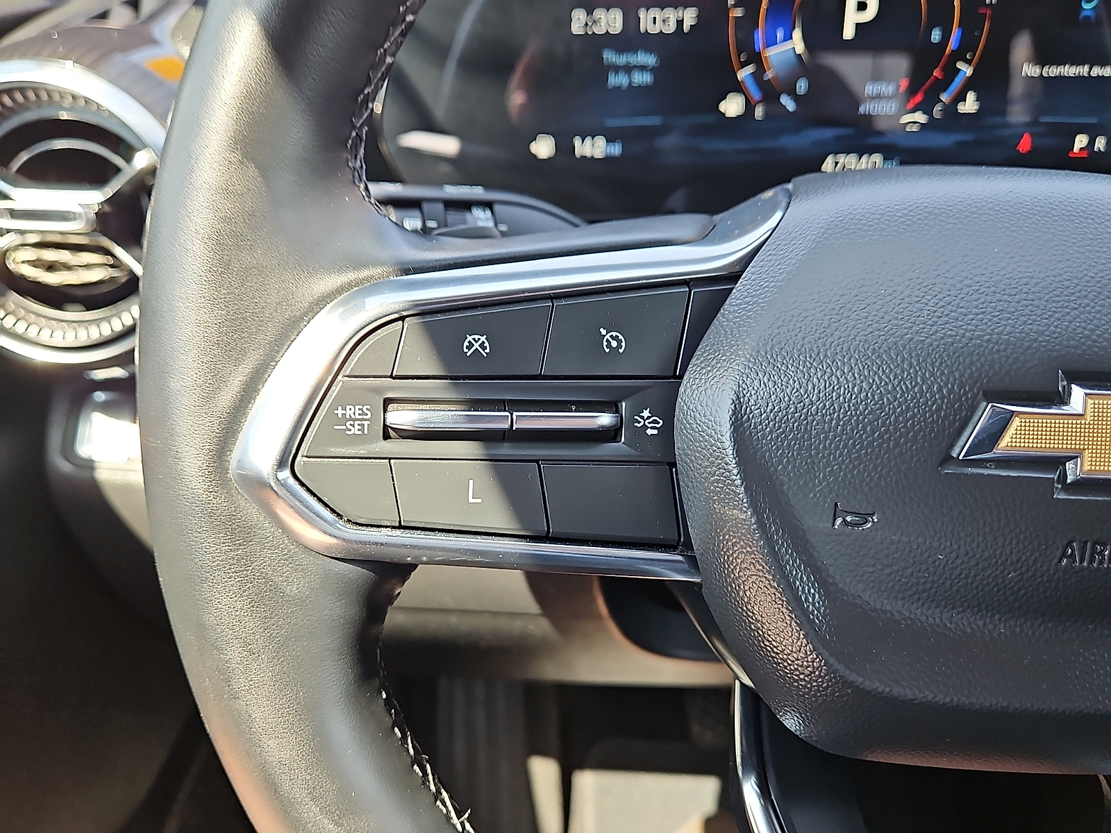 2025 Chevrolet Equinox FWD LT Summit White at Bobby Duby Motors
