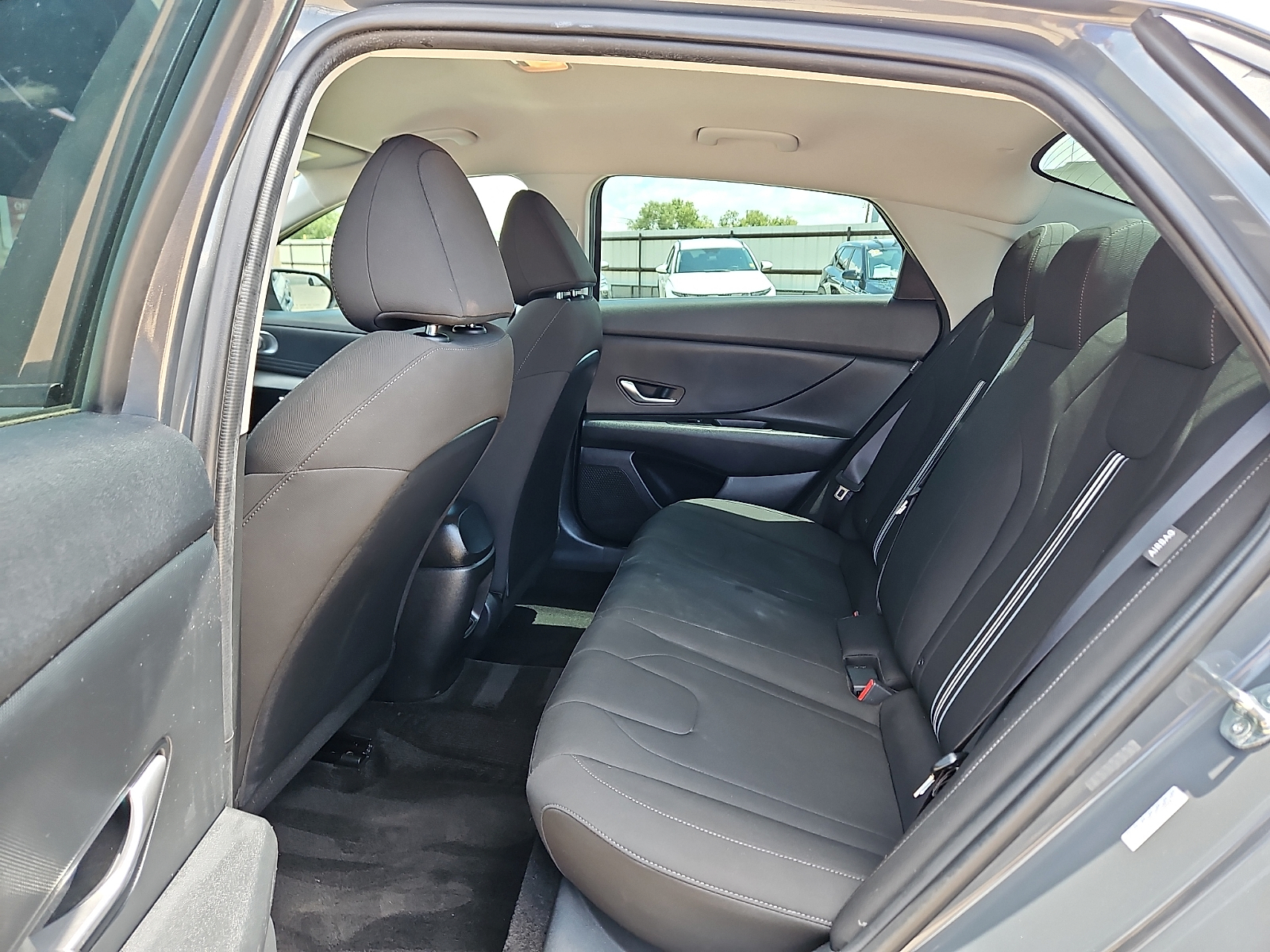 2024 Hyundai Elantra SEL - 7