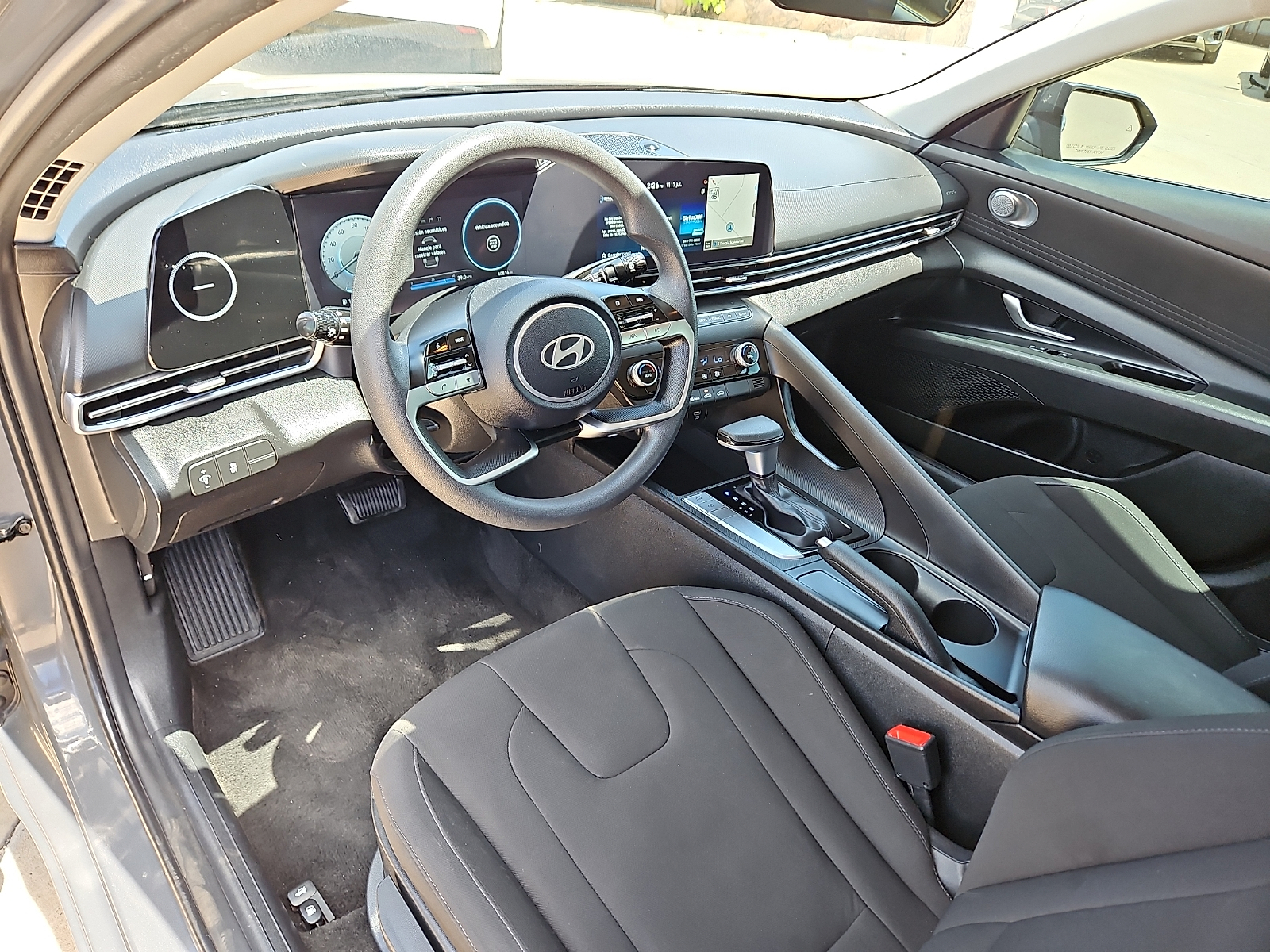 2024 Hyundai Elantra SEL - 9