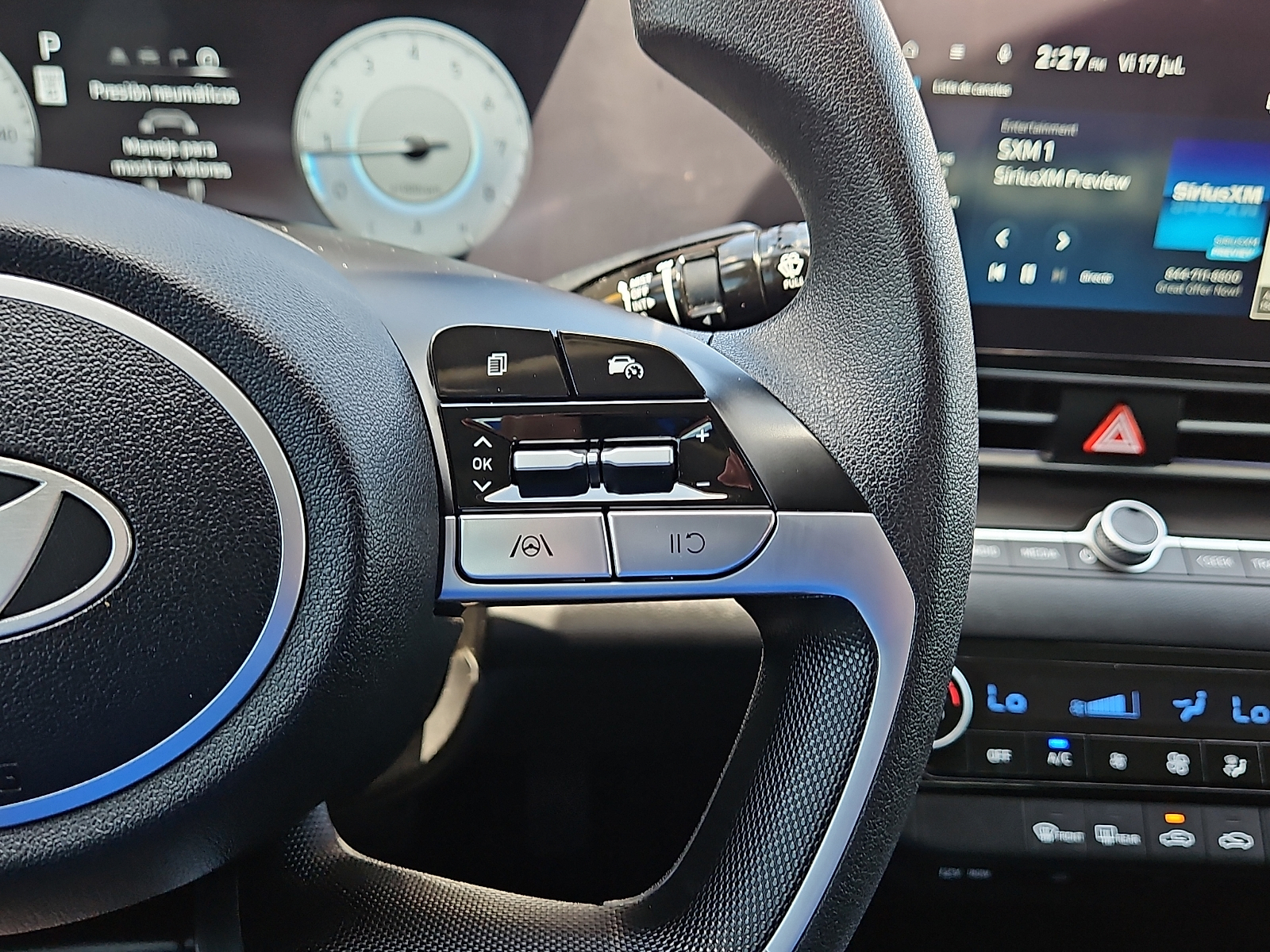 2024 Hyundai Elantra SEL Gray at Bobby Duby Motors