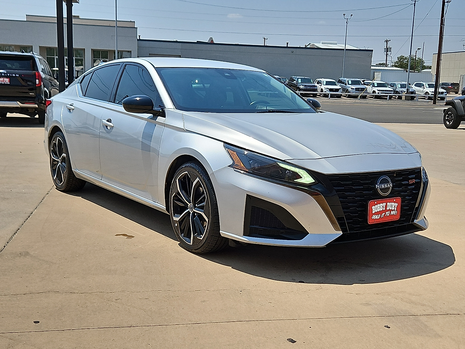 2023 Nissan Altima SR FWD - 3
