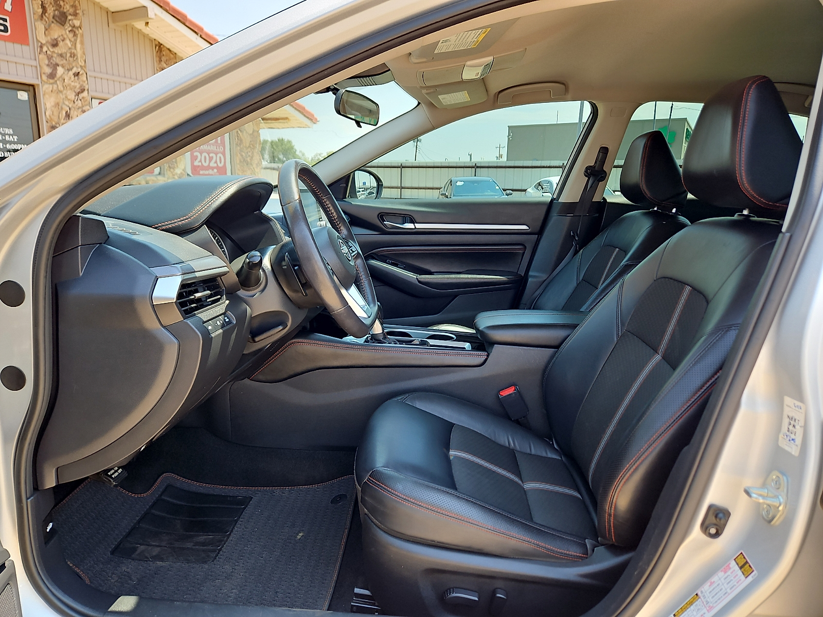 2023 Nissan Altima SR FWD - 10