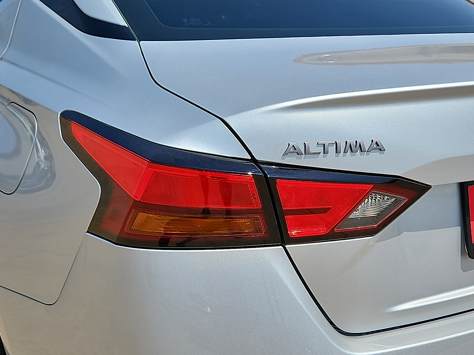 2023 Nissan Altima SR FWD - 6