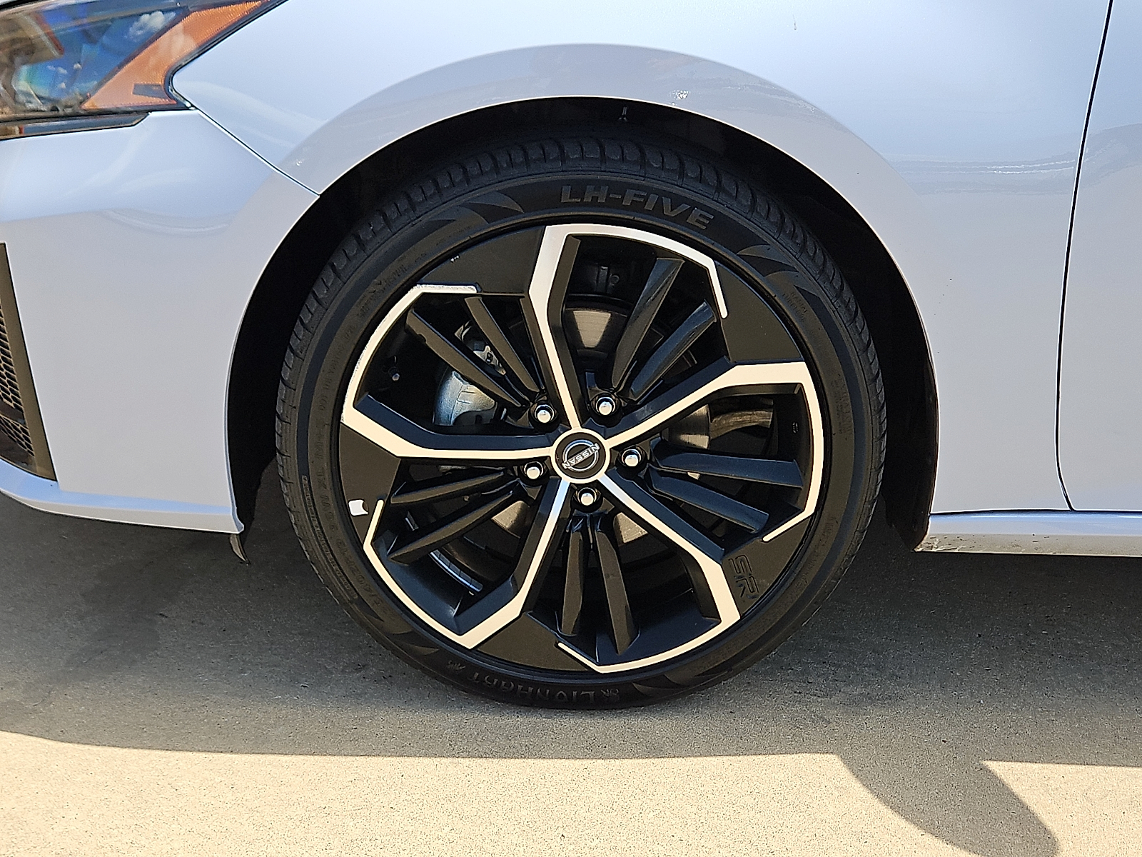 2024 Nissan Altima SR FWD - 4