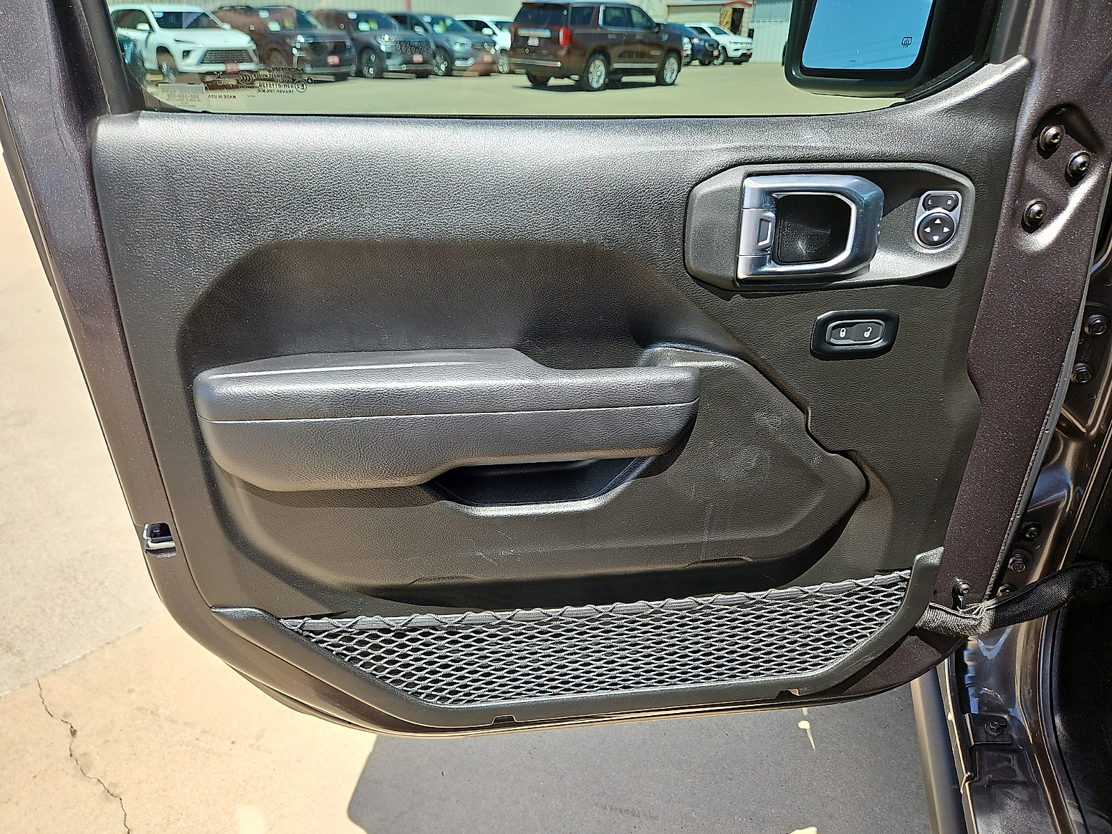 2025 Jeep Wrangler 4xe Rubicon 4xe - 10