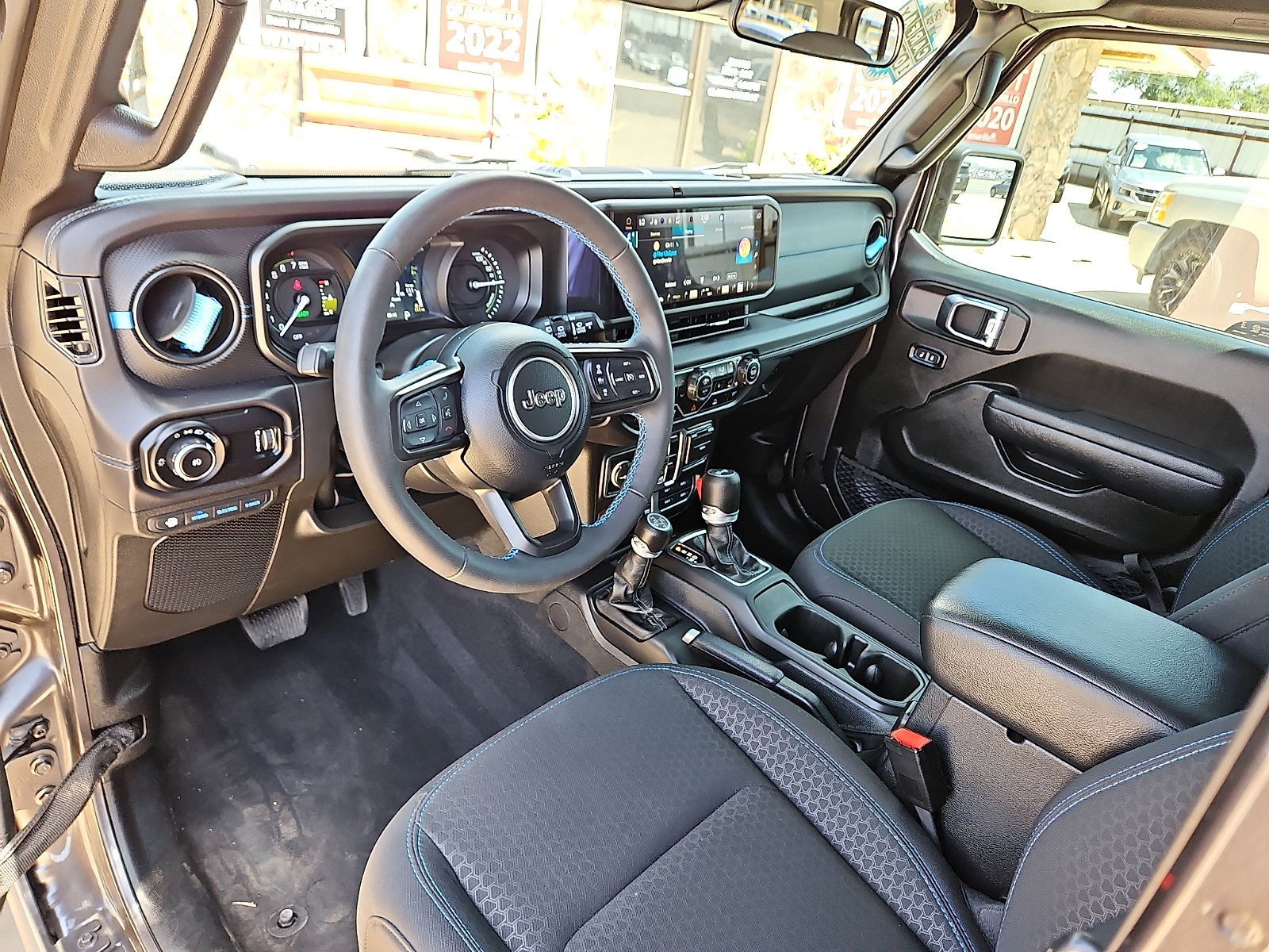 2025 Jeep Wrangler 4xe Rubicon 4xe - 9