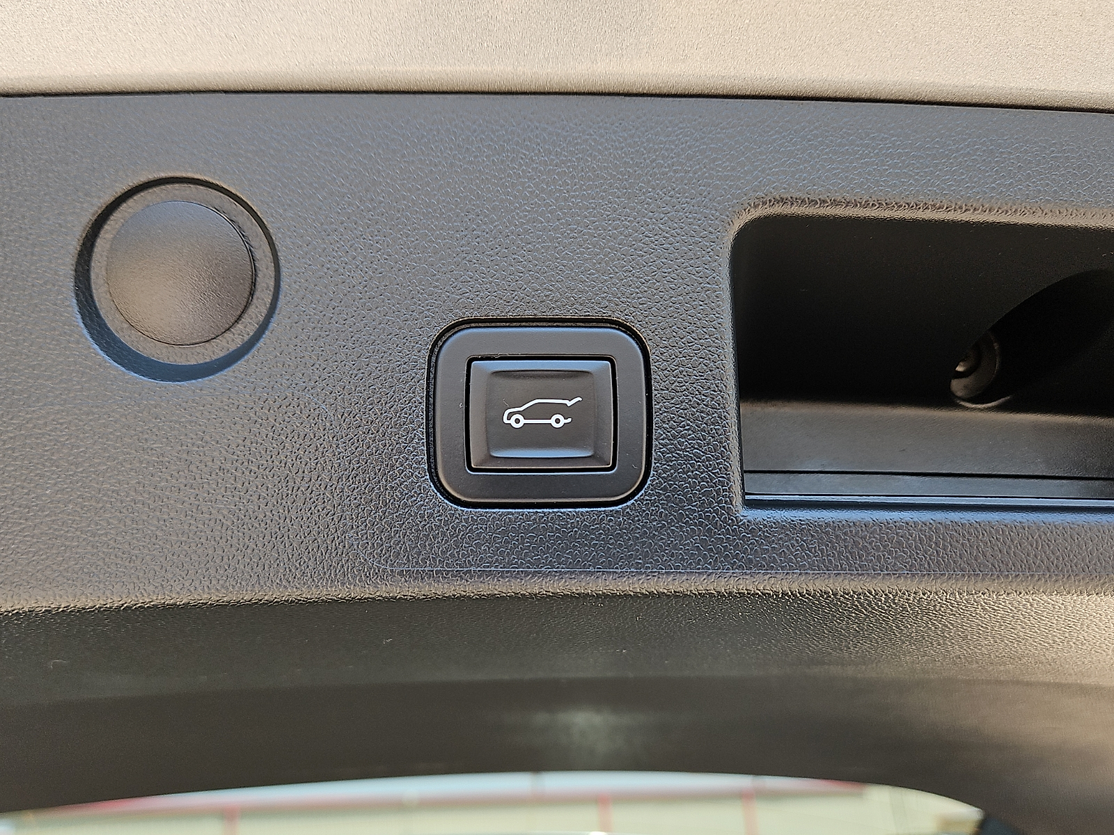 2025 Chevrolet Equinox FWD LT - 8