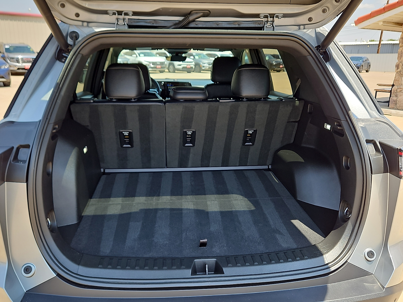 2025 Chevrolet Equinox FWD LT - 7