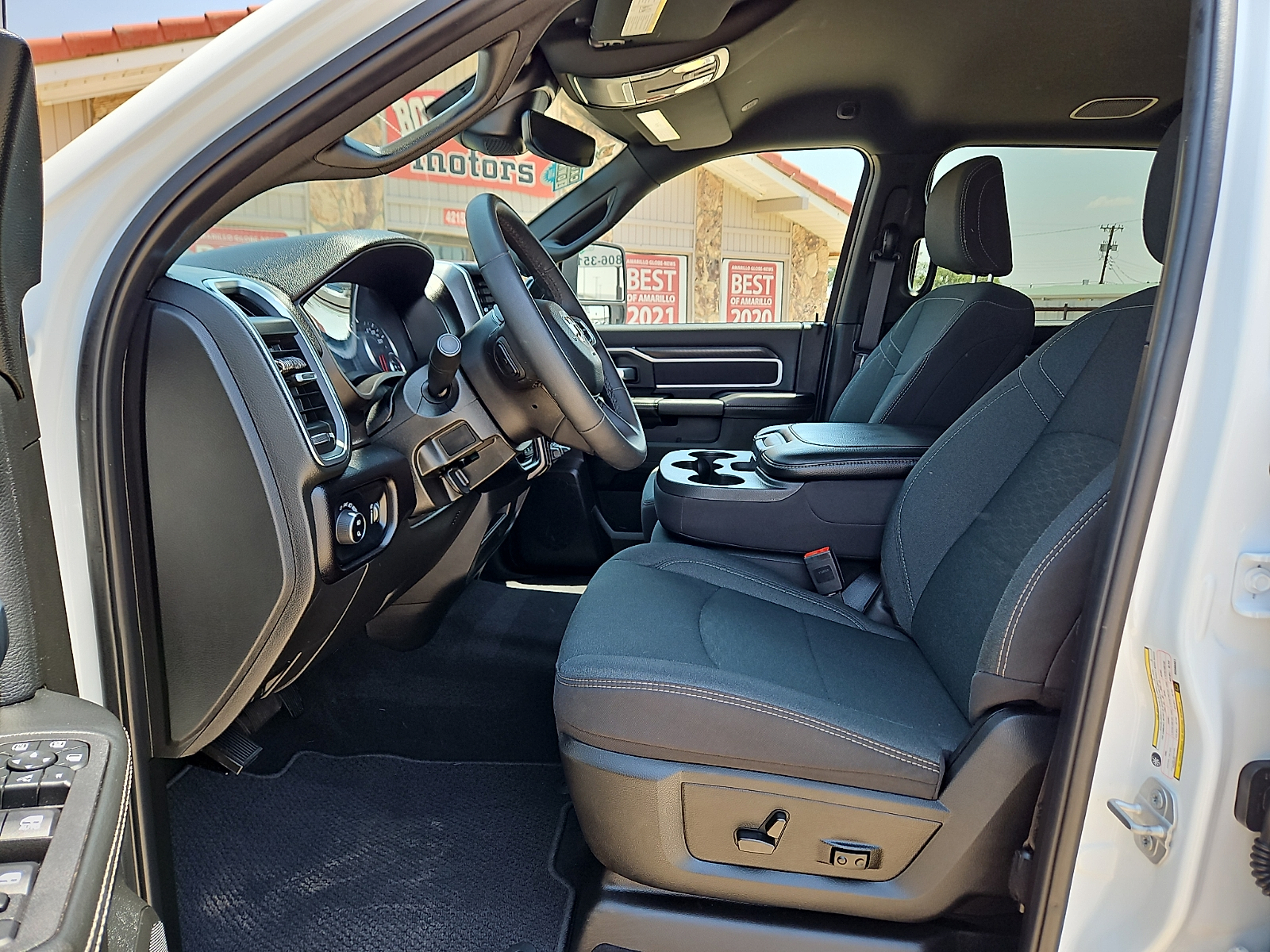 2025 Ram 2500 Big Horn Crew Cab 4x4 6'4" Box - 9