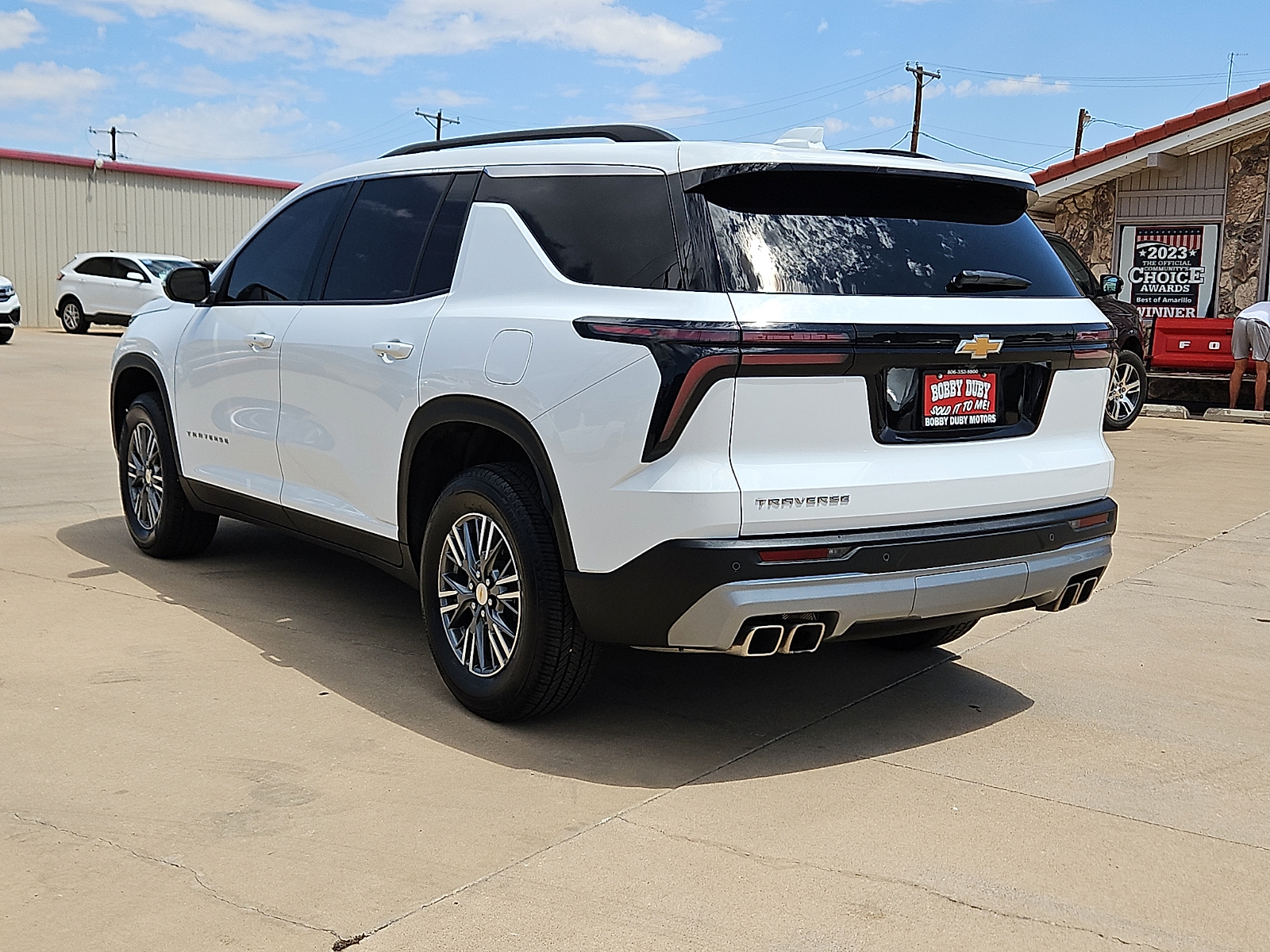 2025 Chevrolet Traverse FWD LT - 1