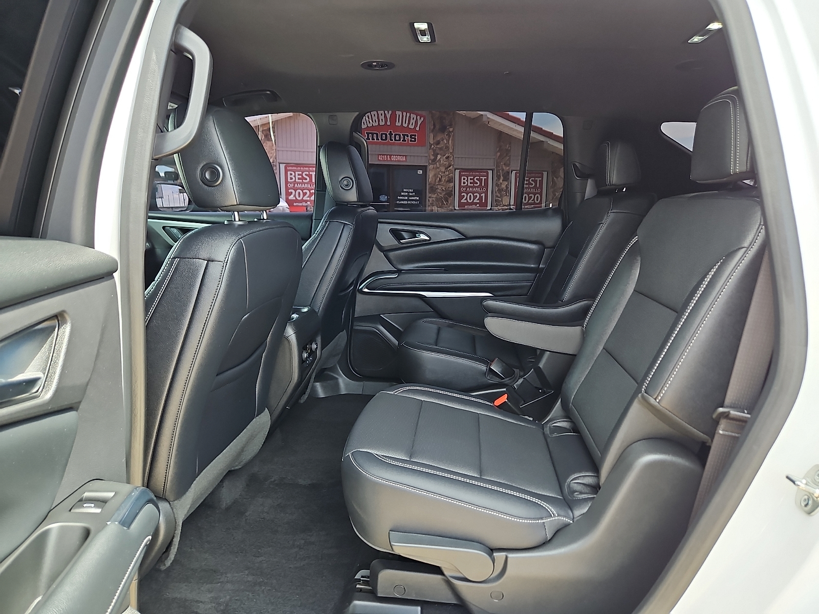 2025 Chevrolet Traverse FWD LT - 8