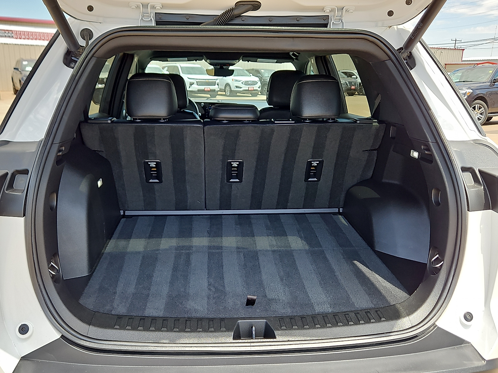 2025 Chevrolet Equinox FWD LT - 5