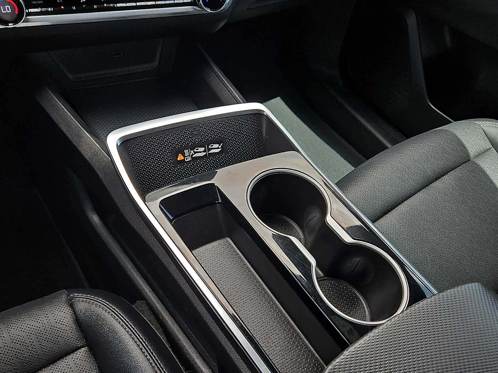 2025 Chevrolet Equinox FWD LT Summit White at Bobby Duby Motors