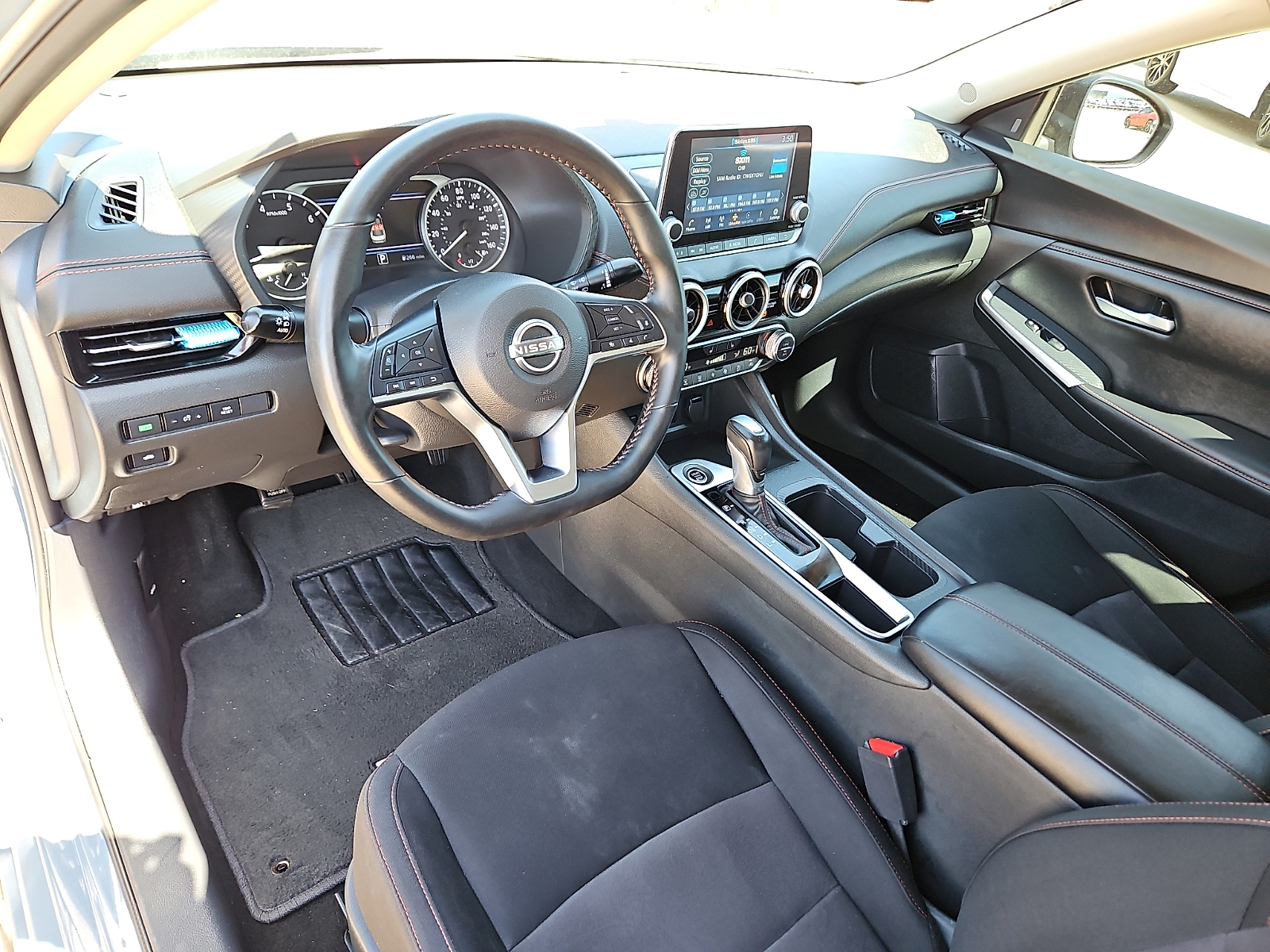 2025 Nissan Sentra SR - 10
