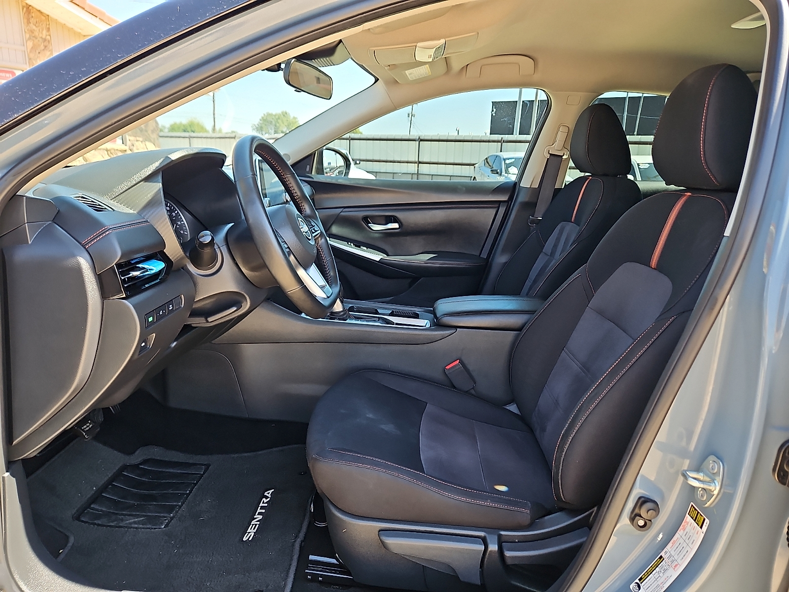 2025 Nissan Sentra SR - 9