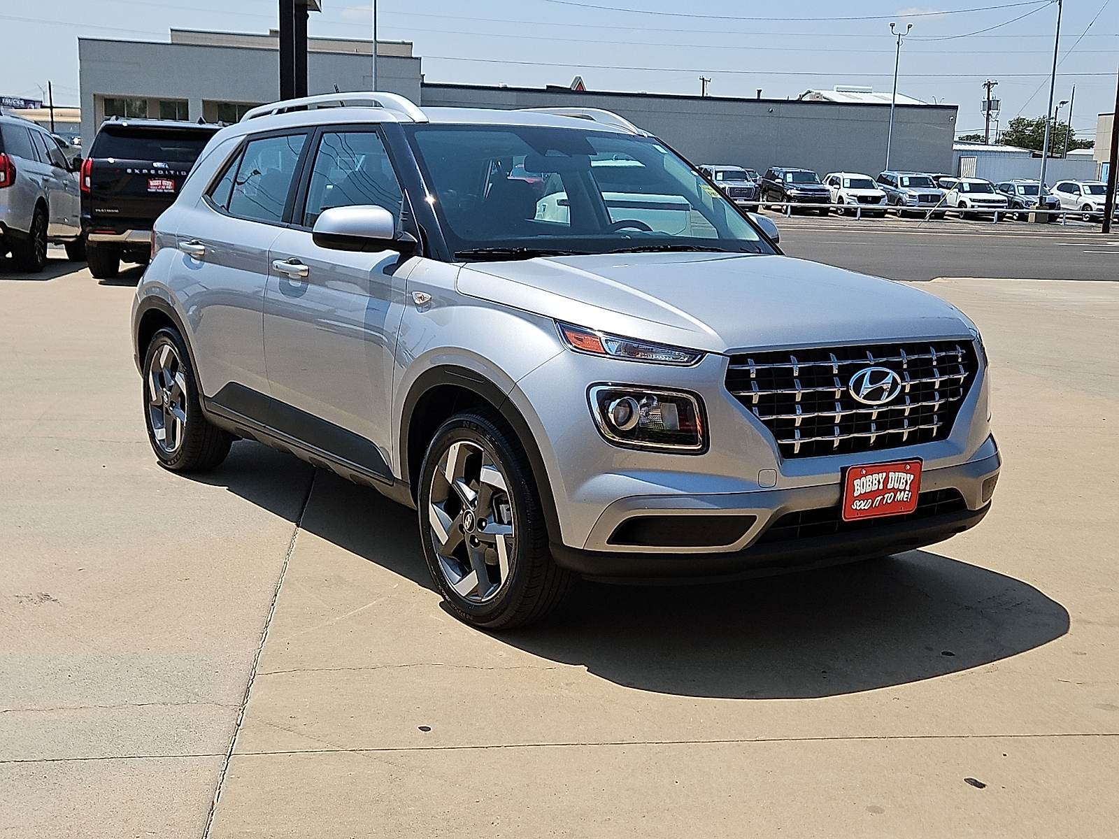 2025 Hyundai Venue SEL - 3
