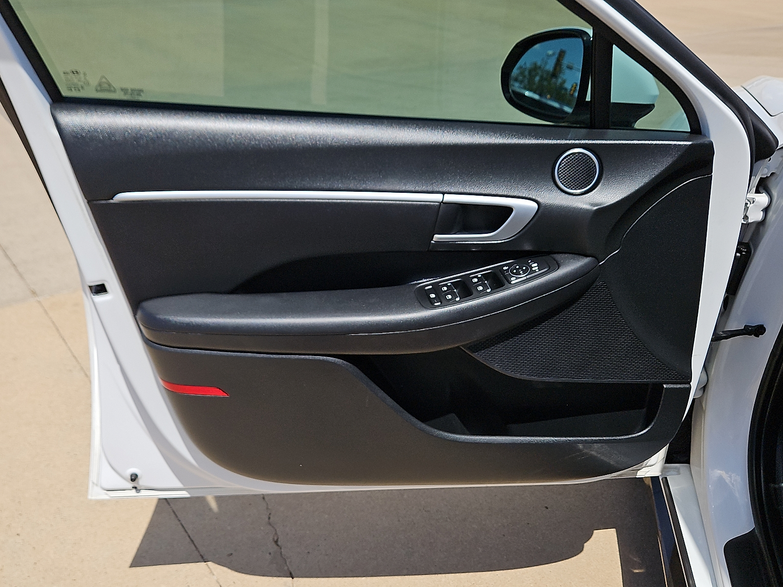 2025 Hyundai Sonata SEL - 11