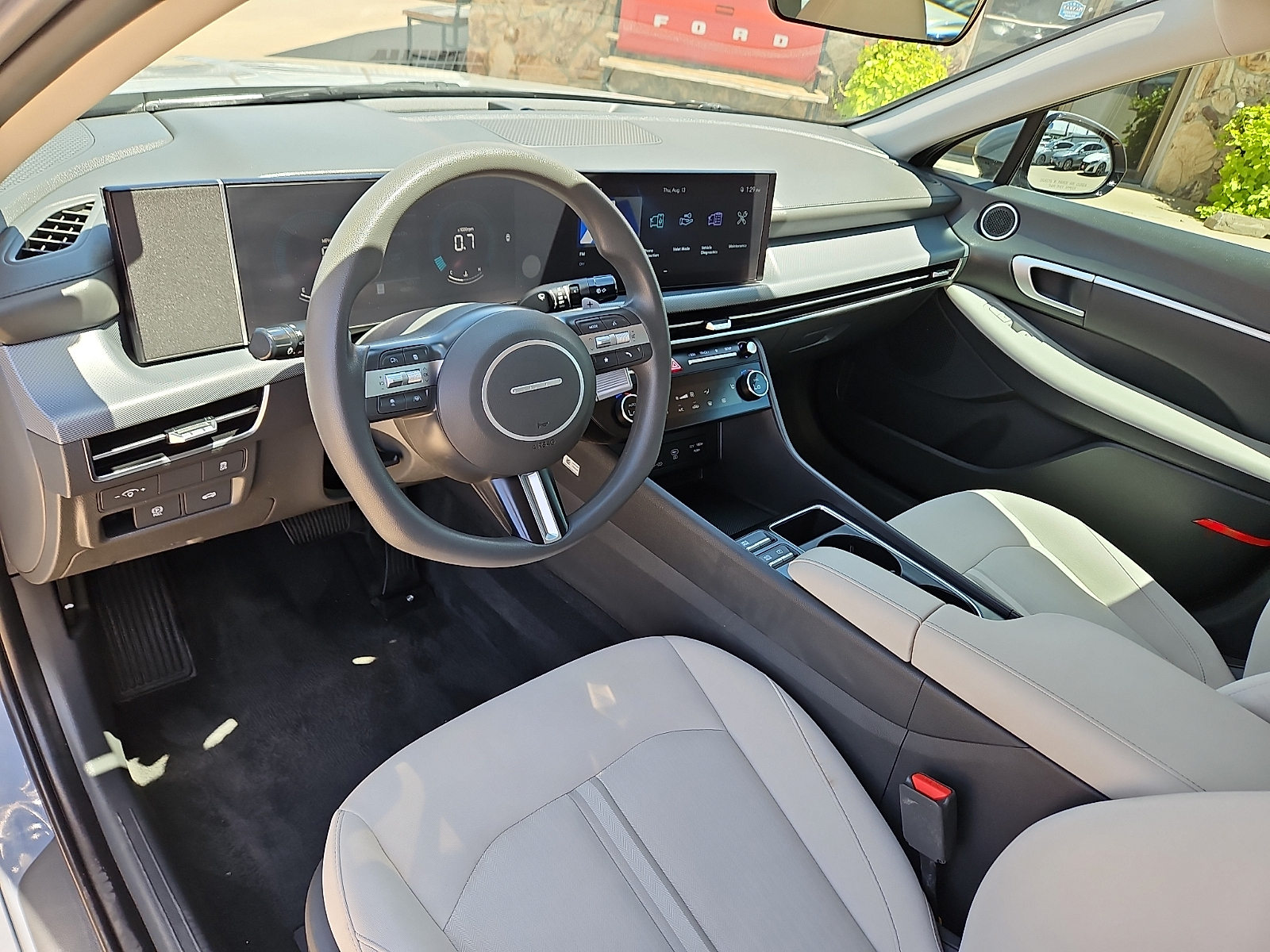 2025 Hyundai Sonata SEL - 10