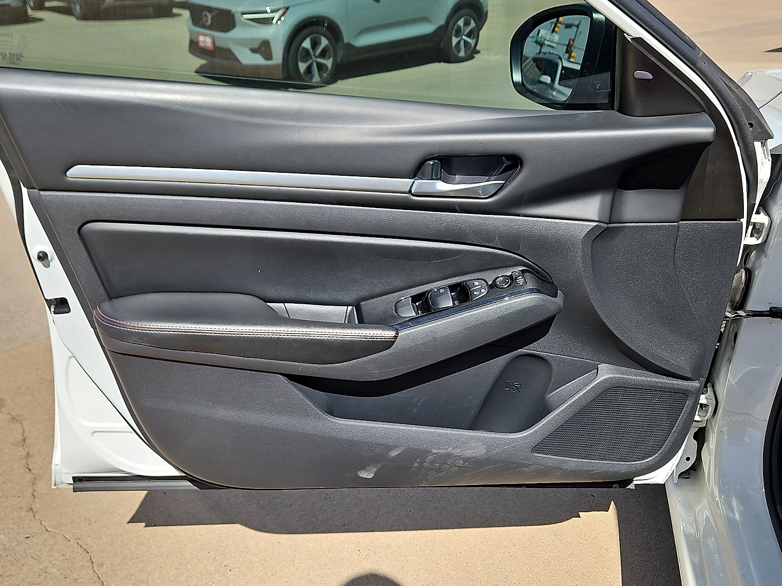 2024 Nissan Altima SR FWD - 10