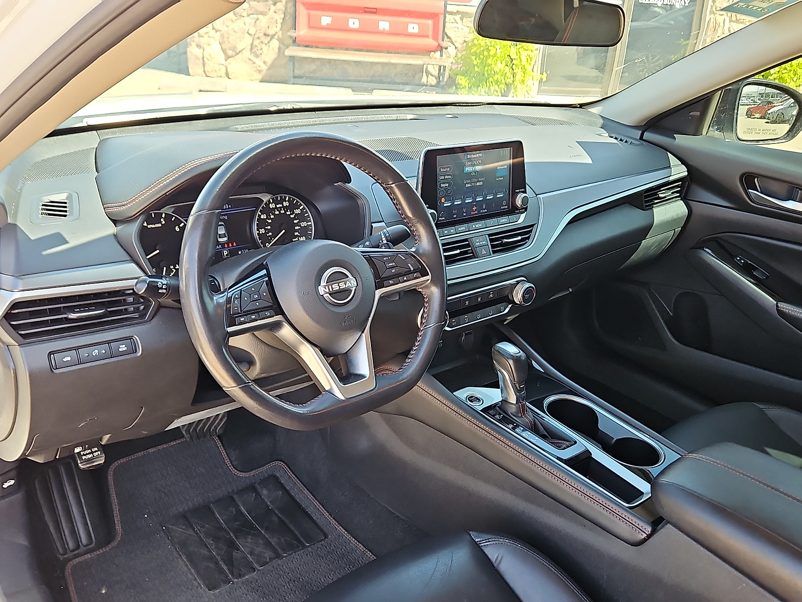 2024 Nissan Altima SR FWD - 9