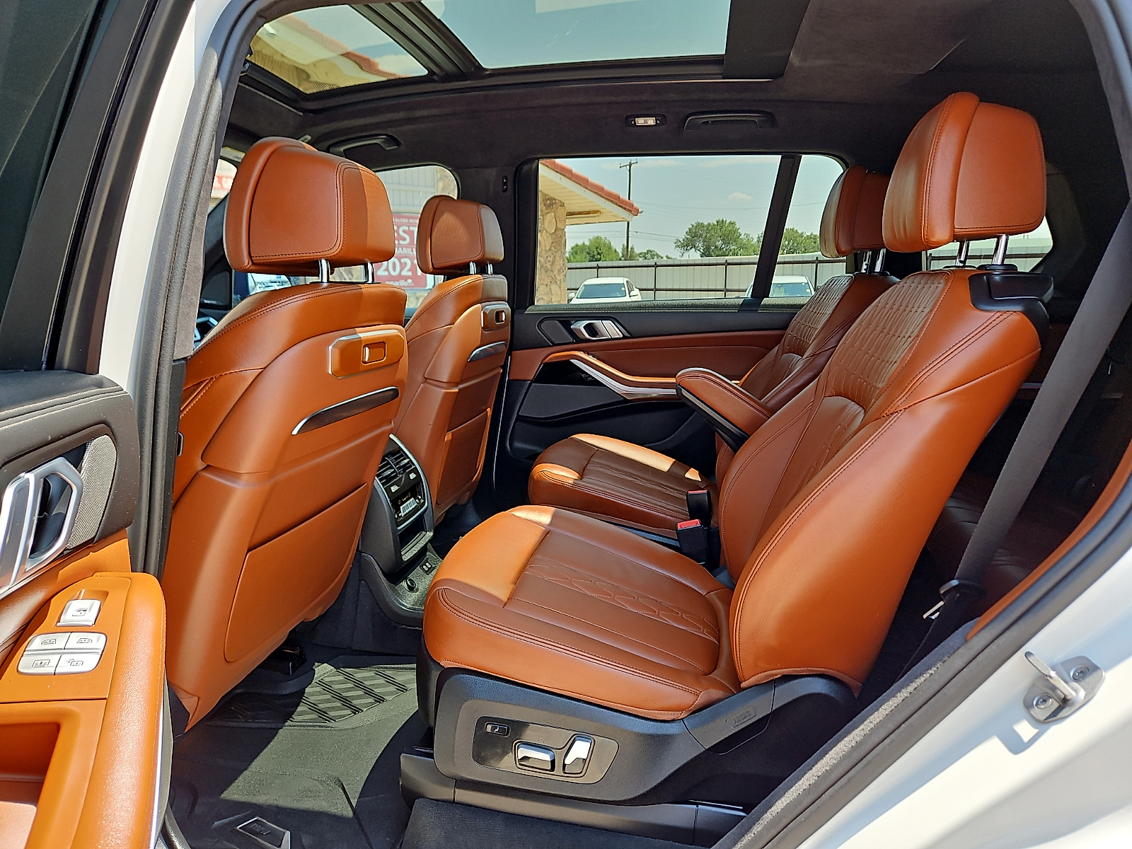 2025 BMW X7 xDrive40i - 9