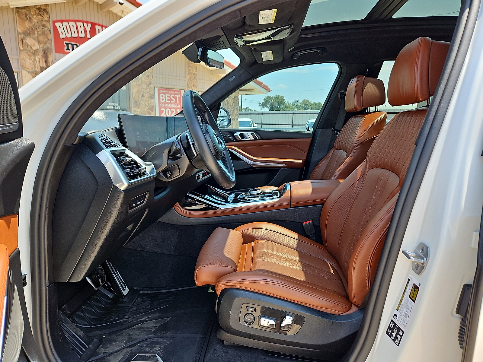 2025 BMW X7 xDrive40i - 11