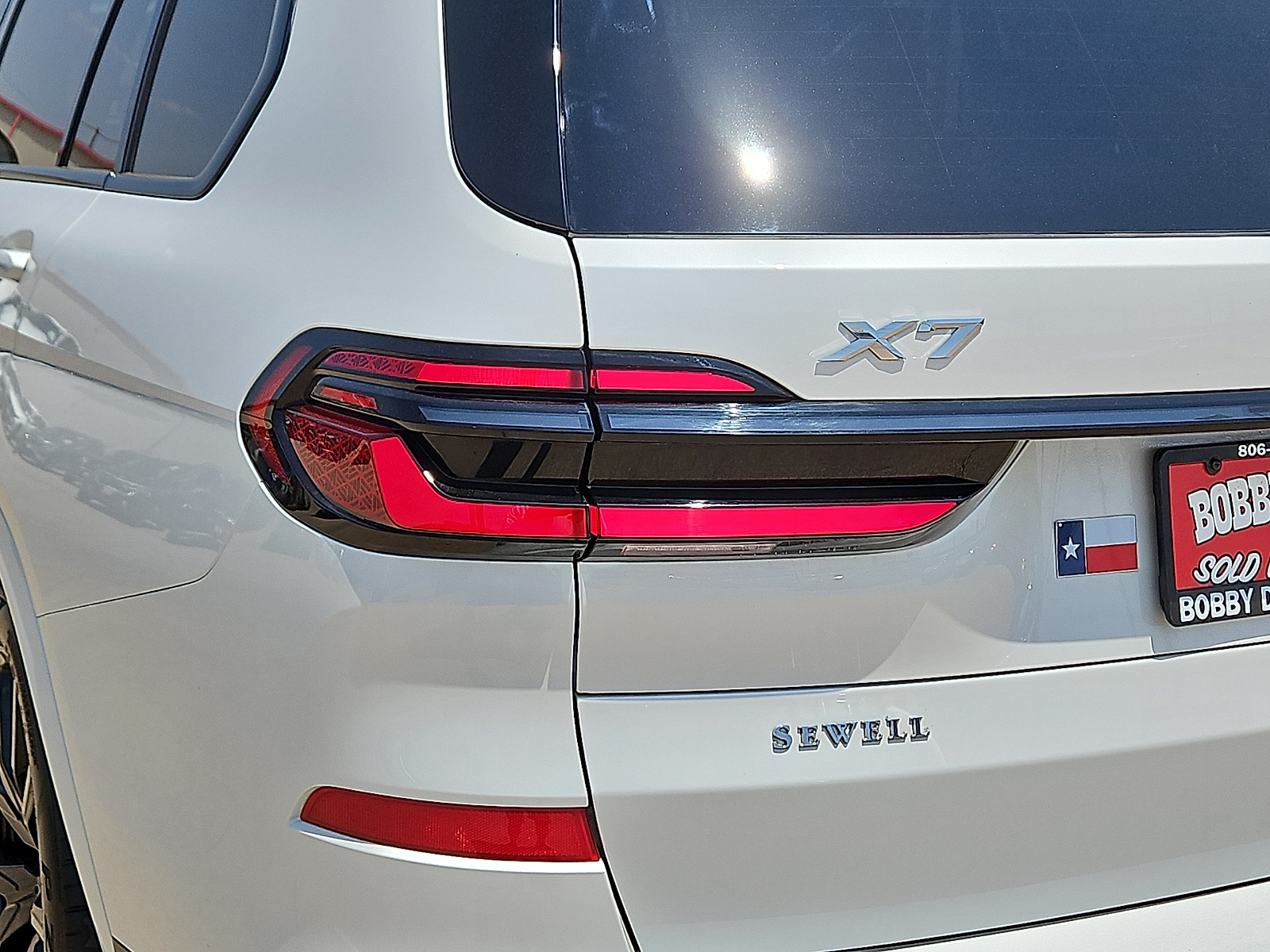 2025 BMW X7 xDrive40i - 6