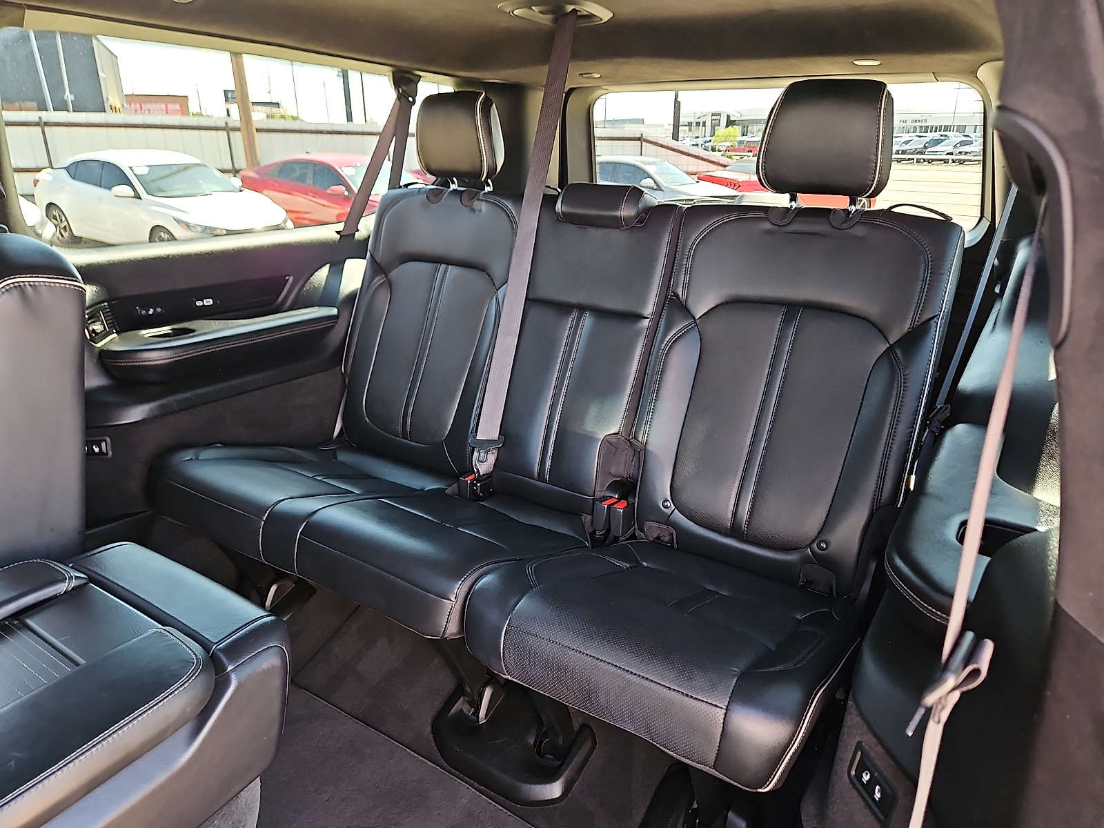 2024 Jeep Grand Wagoneer L Series II 4x4 - 9