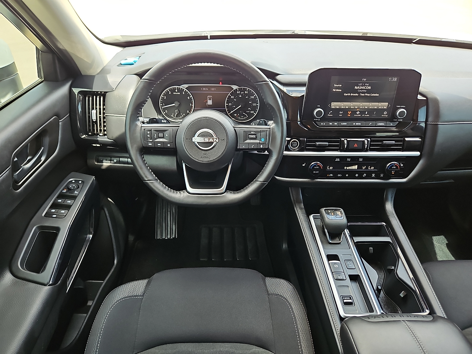 2024 Nissan Pathfinder SV FWD - 6