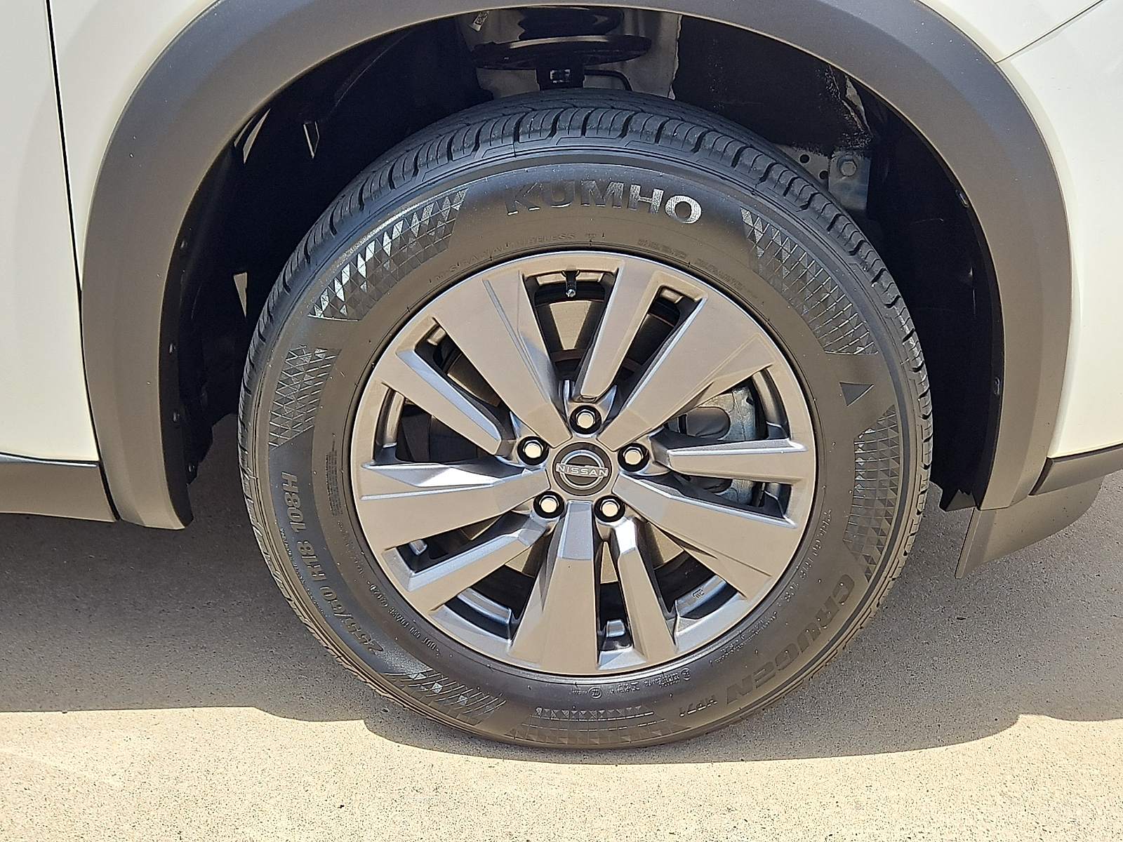2024 Nissan Pathfinder SV FWD - 4