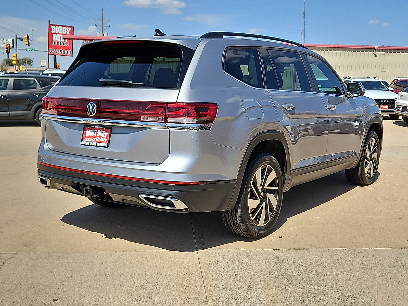 2025 Volkswagen Atlas 2.0T SE w/Technology - 2