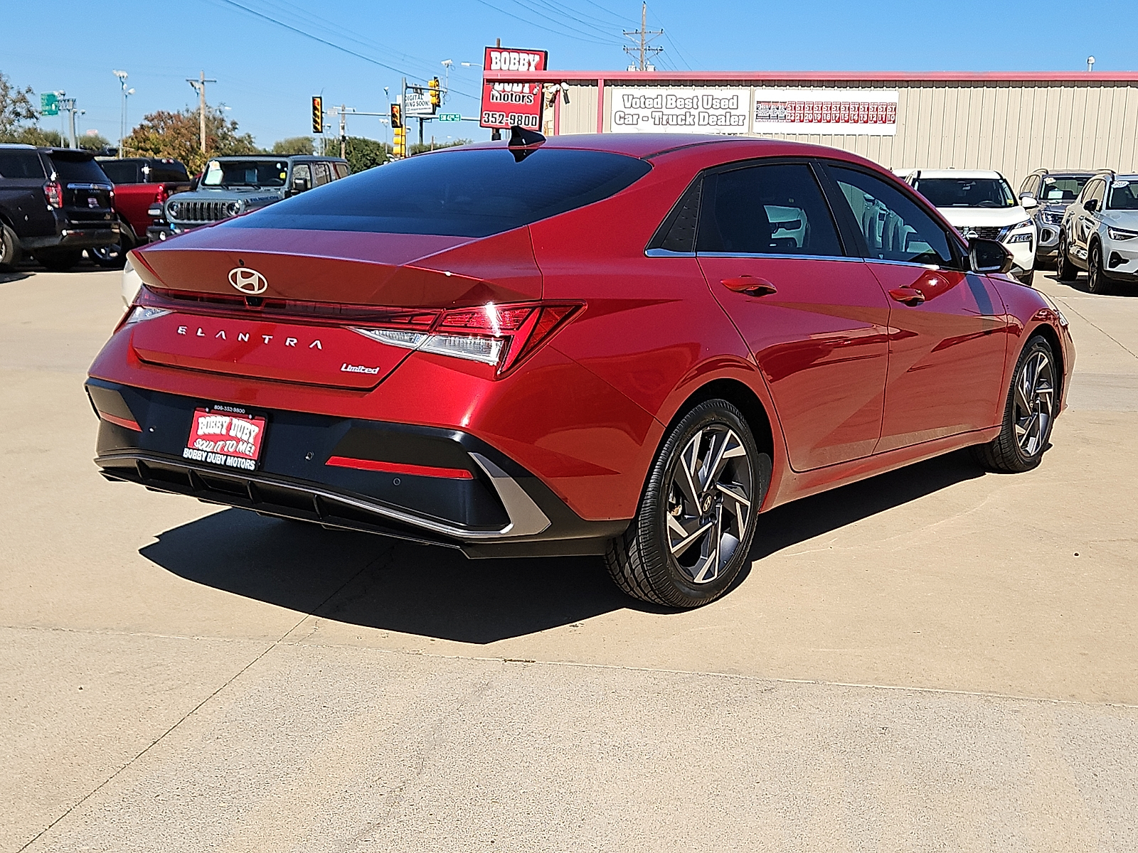2024 Hyundai Elantra photo 3 of 20