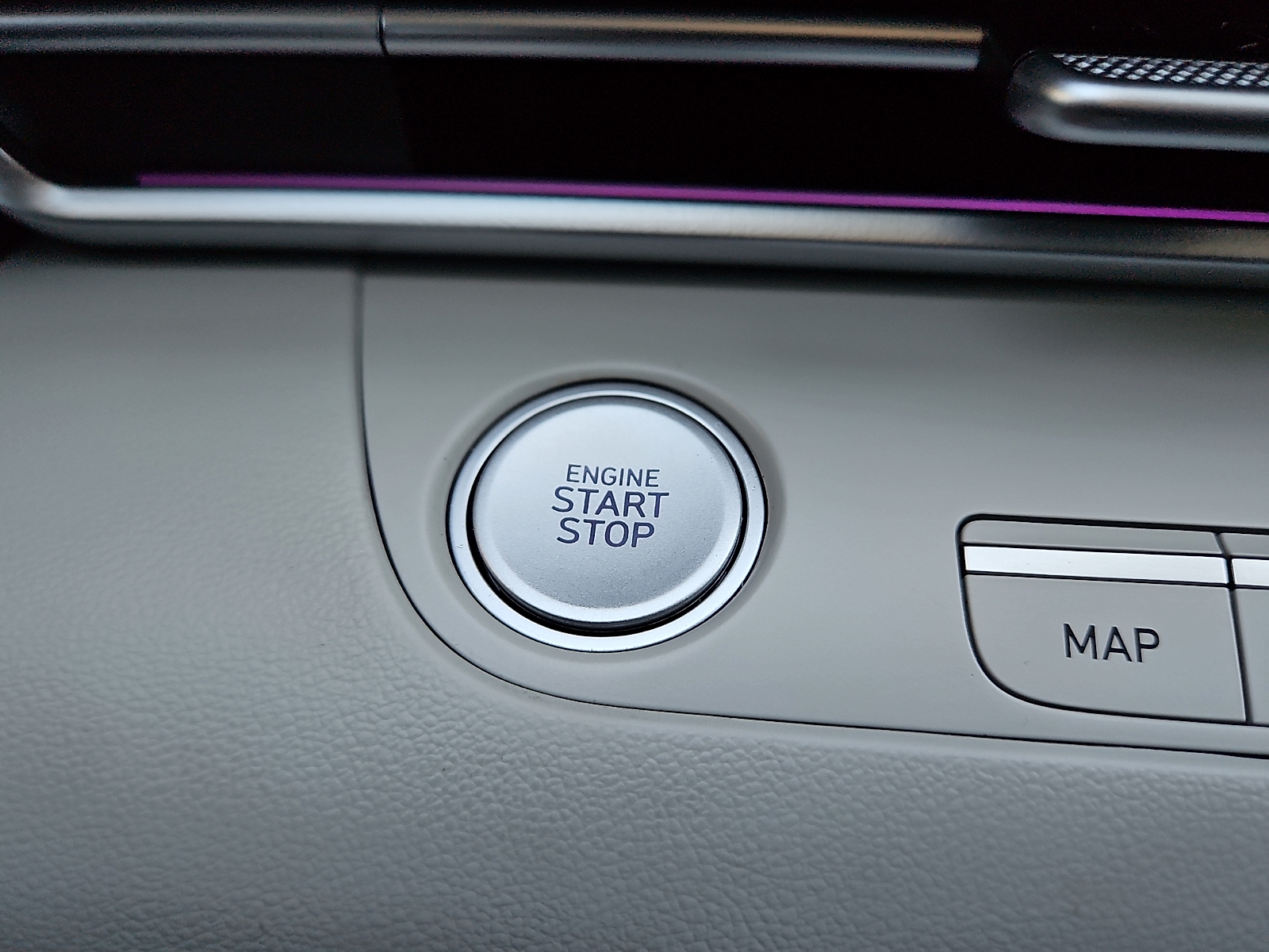 2024 Hyundai Elantra photo 20 of 20