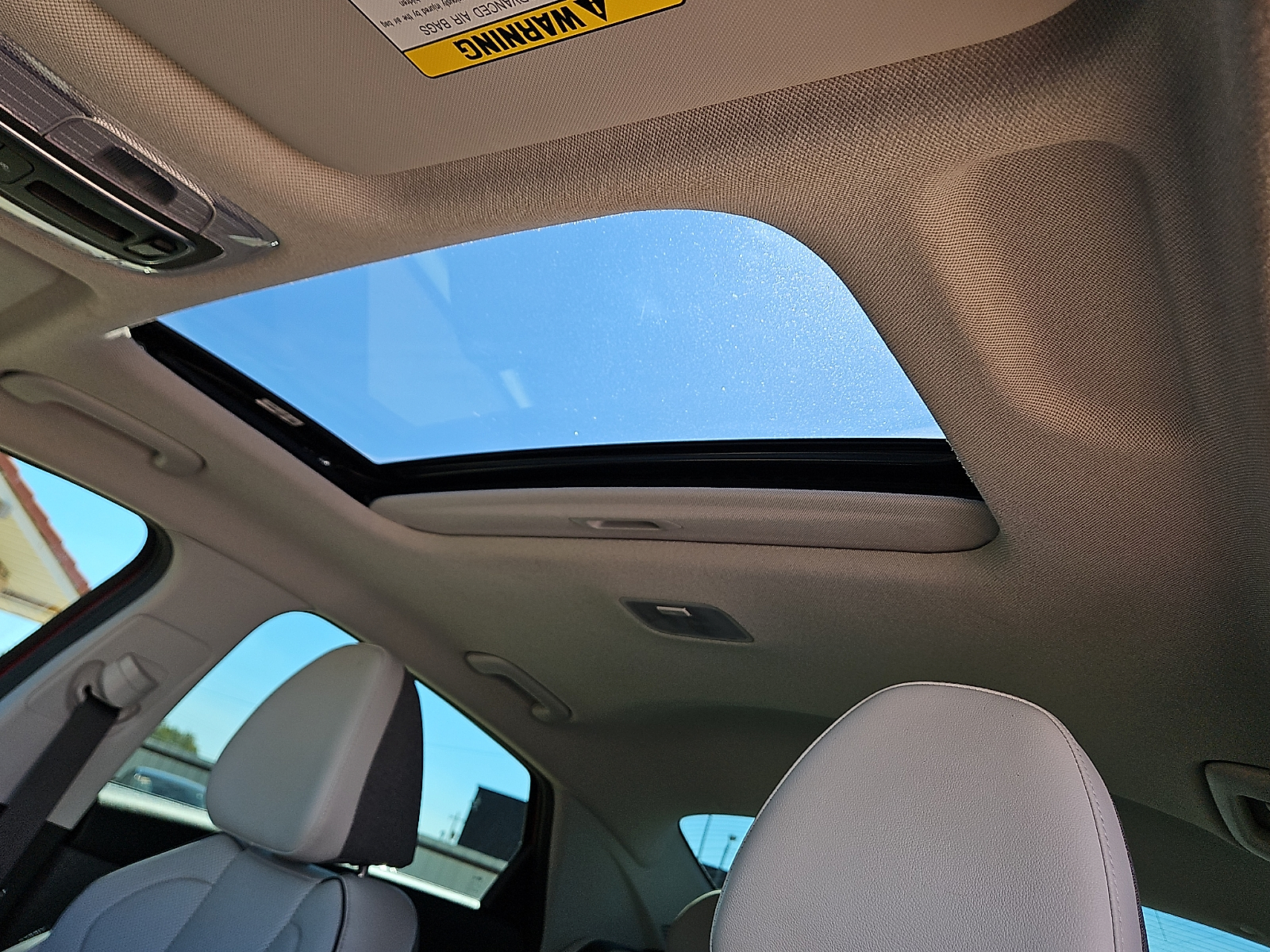 2024 Hyundai Elantra photo 13 of 20