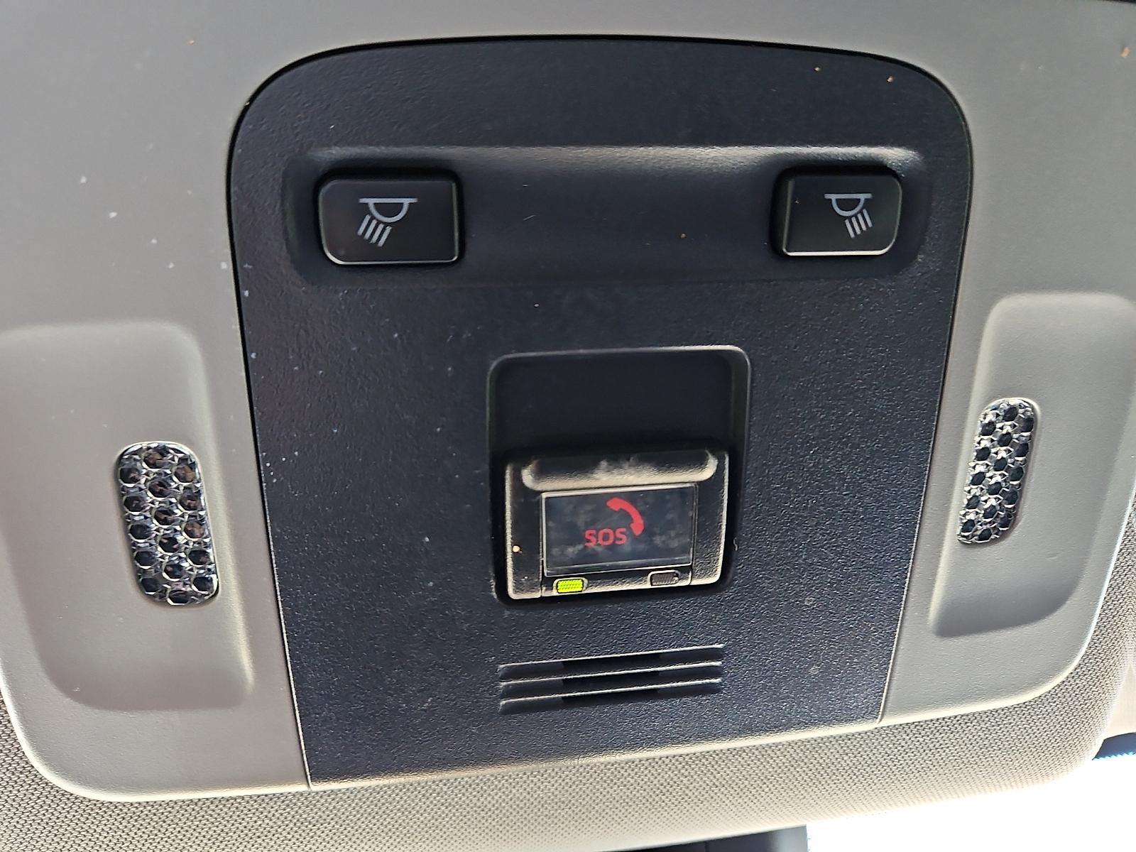 2022 Toyota Camry SE White at Bobby Duby Motors