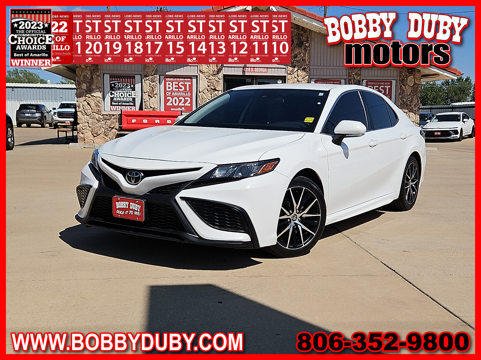 2022 Toyota Camry SE White at Bobby Duby Motors