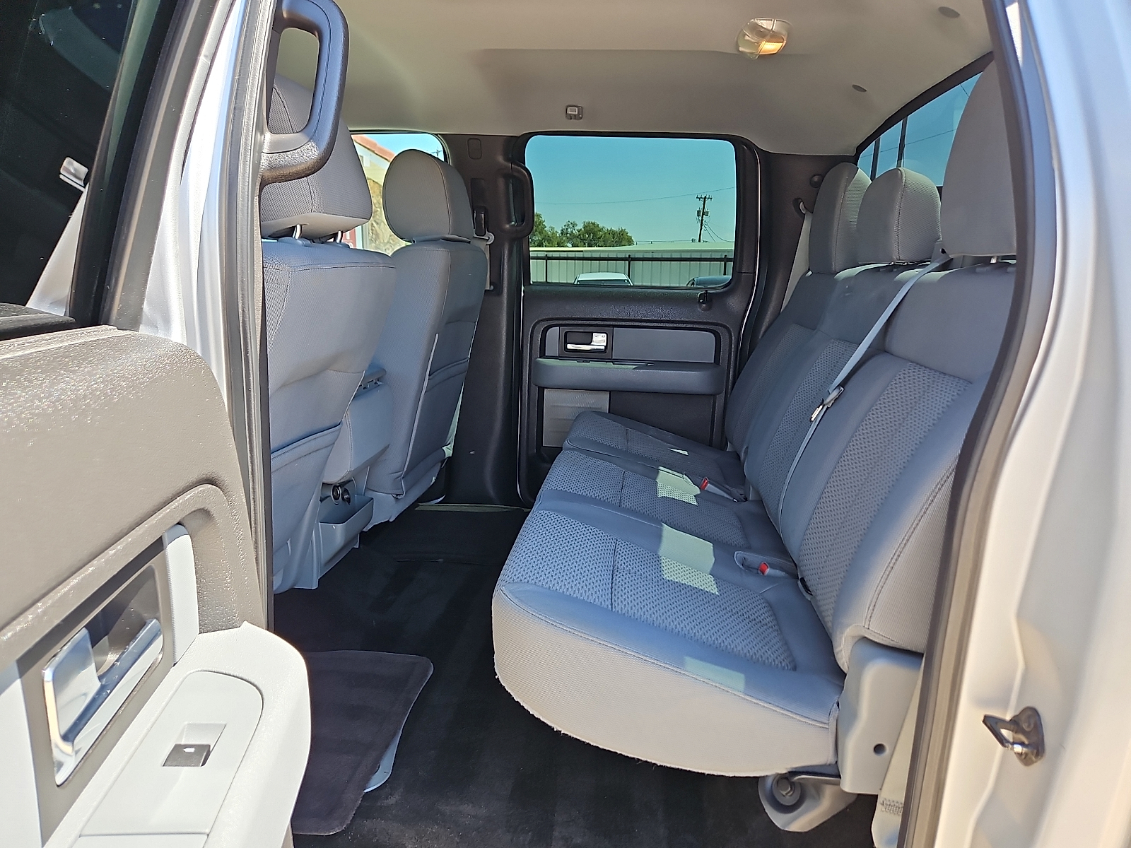 2012 Ford F-150 XLT - 10