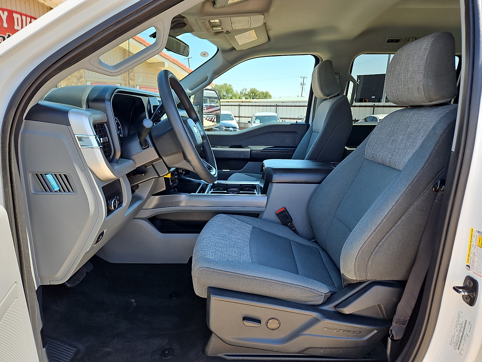 2025 Ford F-250 XLT - 10