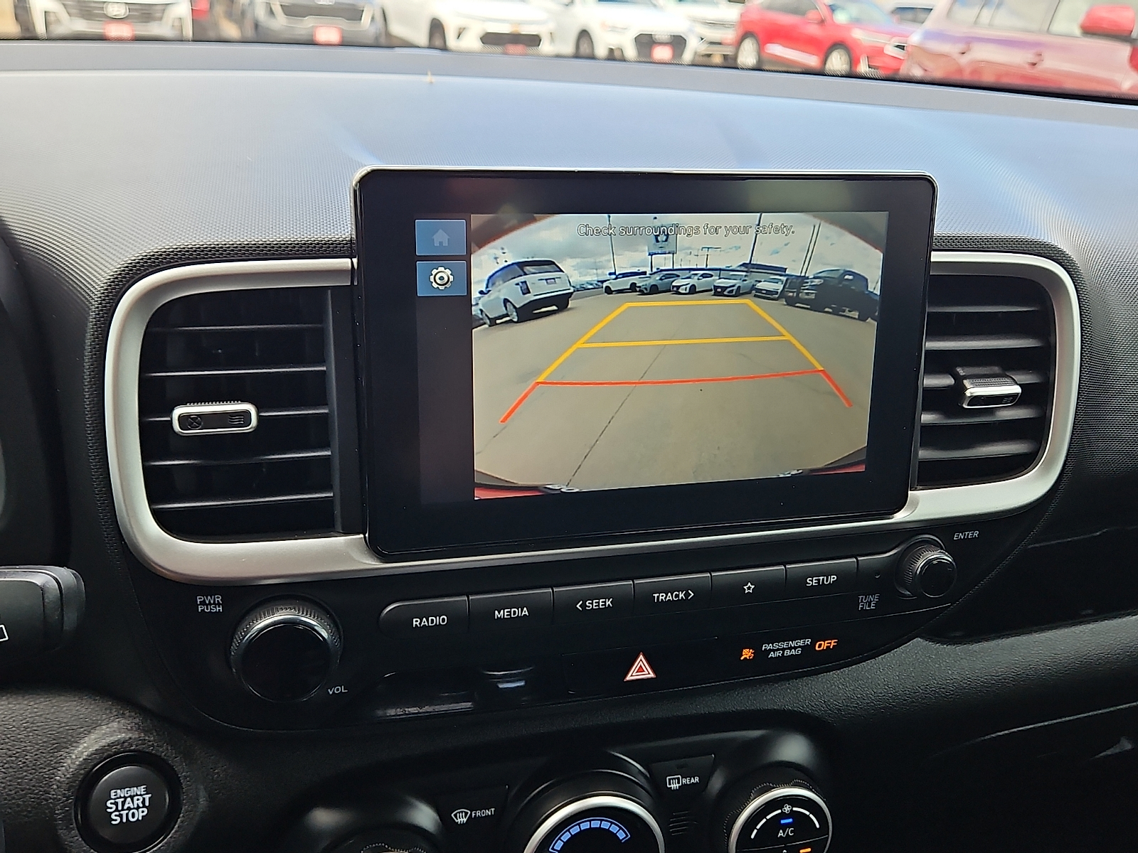 2025 Hyundai Venue photo 16 of 20