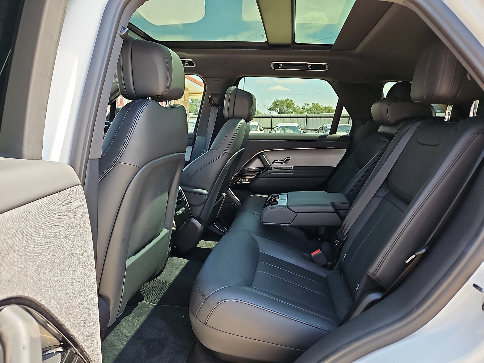 2025 Land Rover Range Rover Sport P360 SE - 8