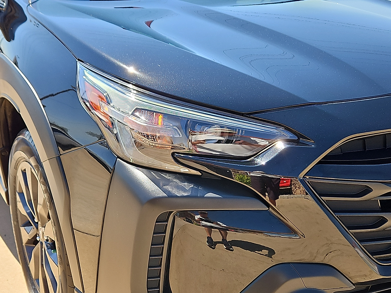 2025 Subaru Outback Onyx Edition Crystal Black Silica at Bobby Duby Motors