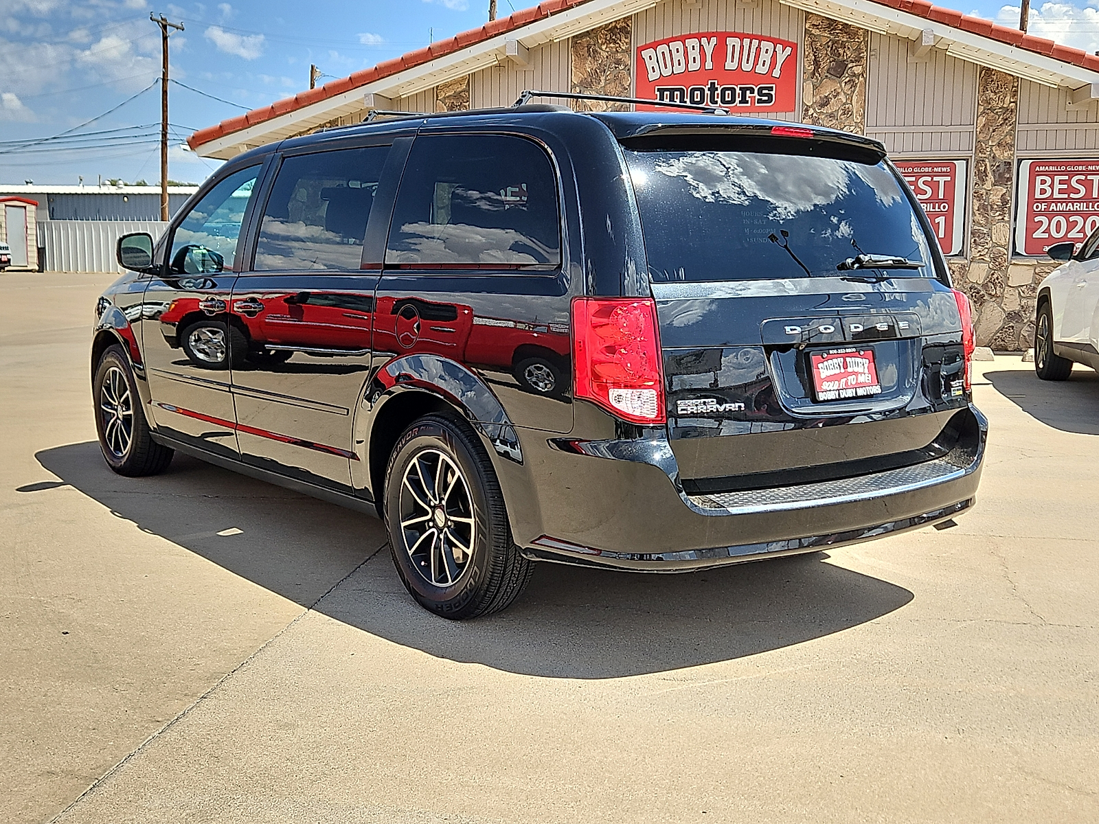 2017 Dodge Grand Caravan GT - 1