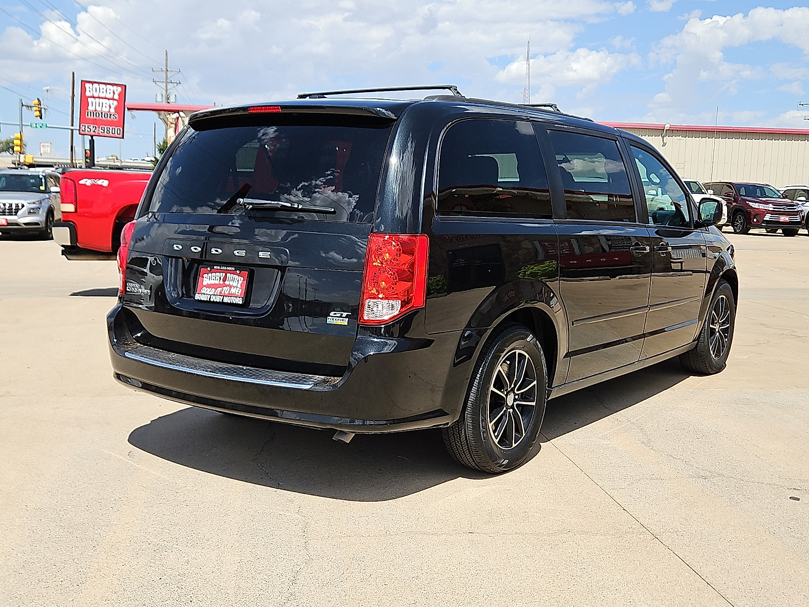 2017 Dodge Grand Caravan GT - 2