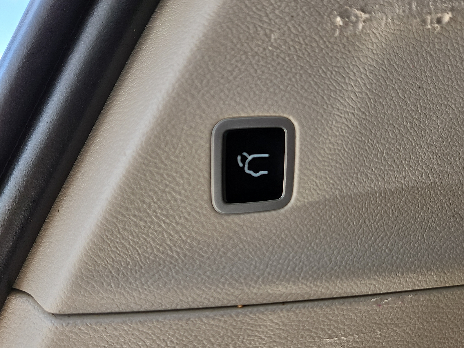 2024 Chrysler Pacifica Touring L - 6