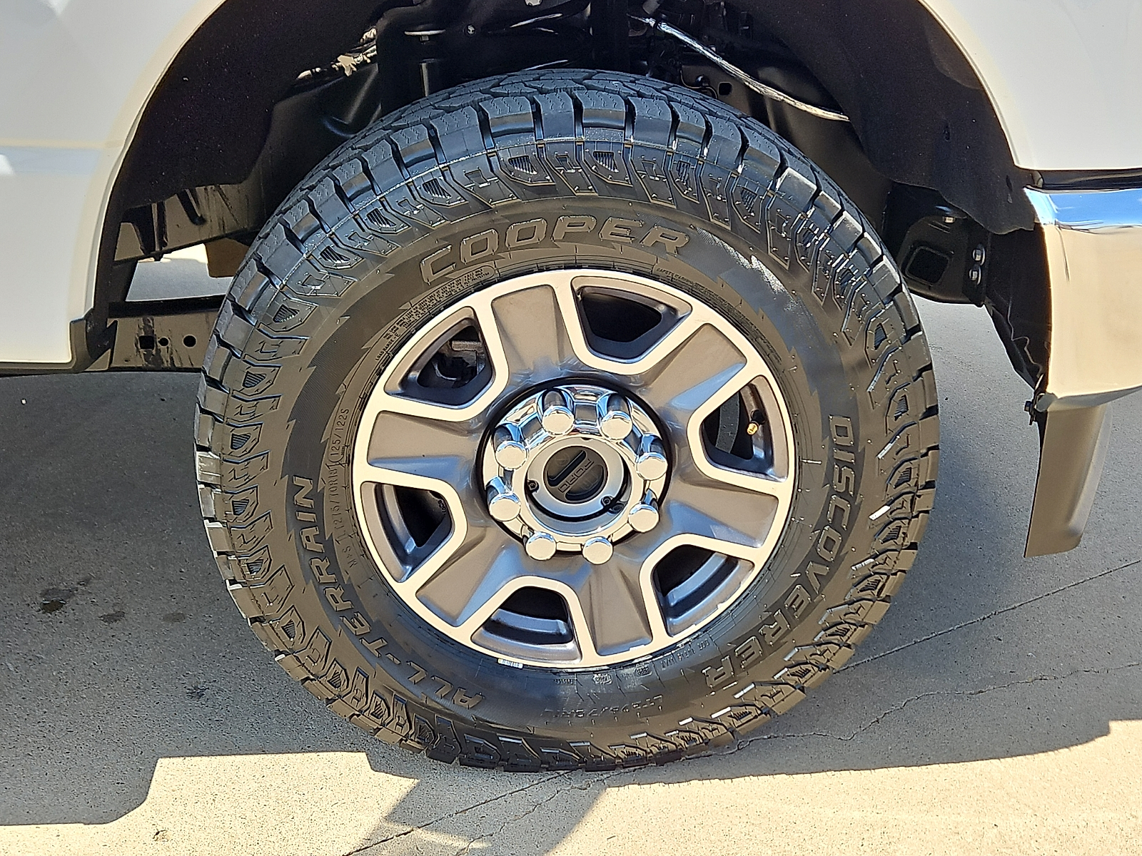 2024 Ford F-250 LARIAT - 4
