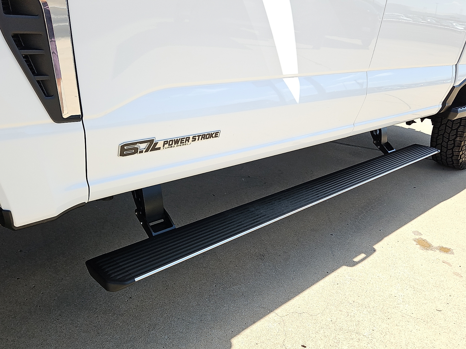2024 Ford F-250 LARIAT - 5