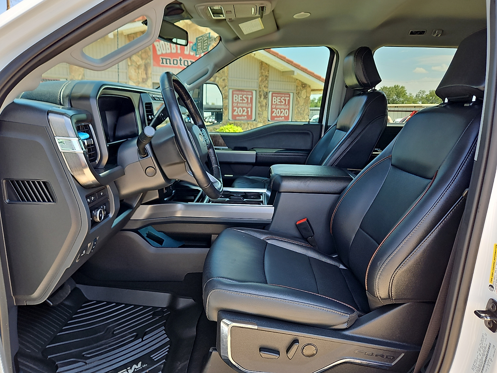 2024 Ford F-250 LARIAT - 9