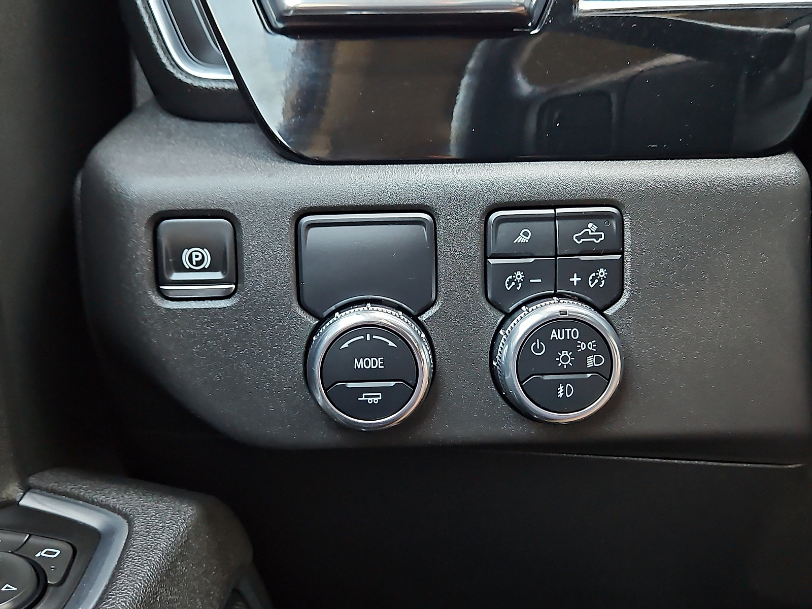 2025 GMC Sierra 1500 photo 18 of 20